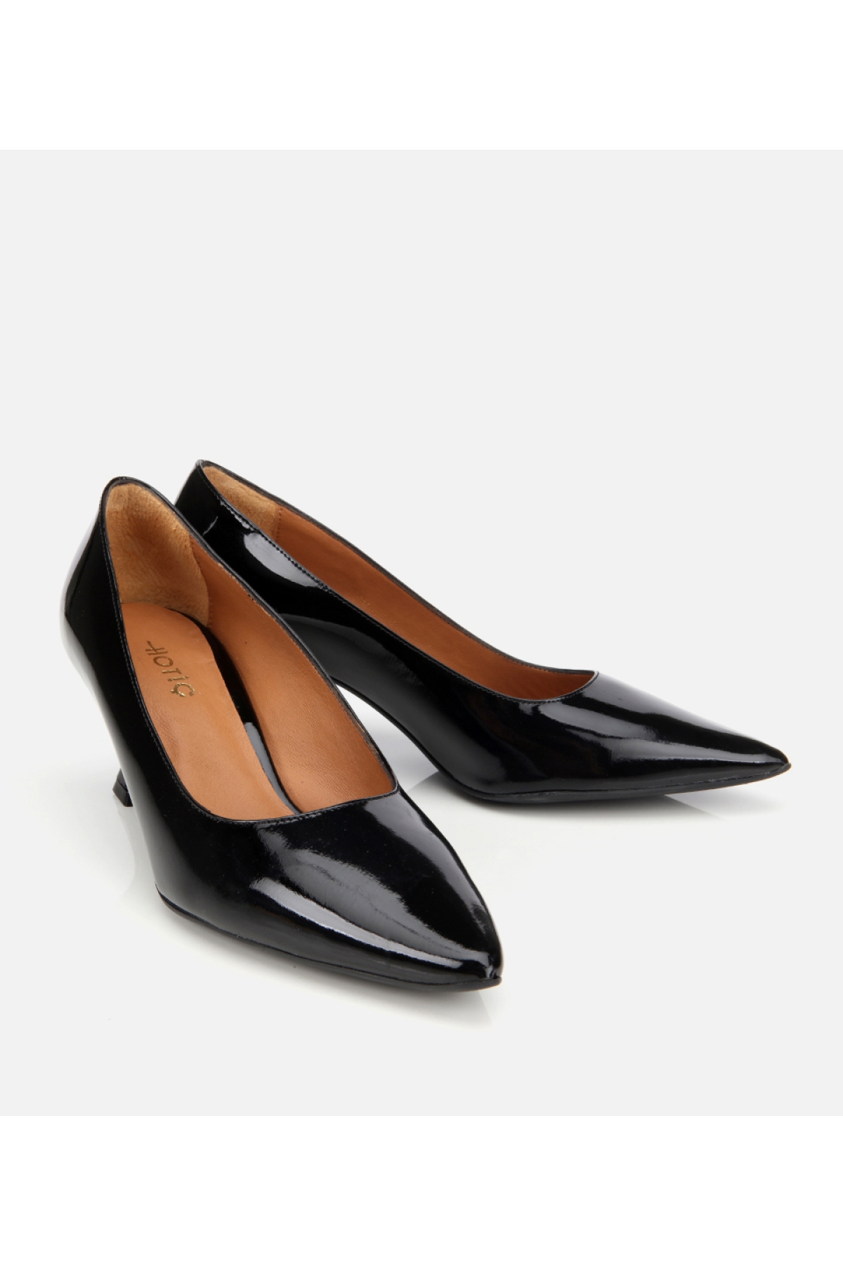 Kadın Rugan Deri Siyah Esnek Tabanlı Stiletto - Görsel 3