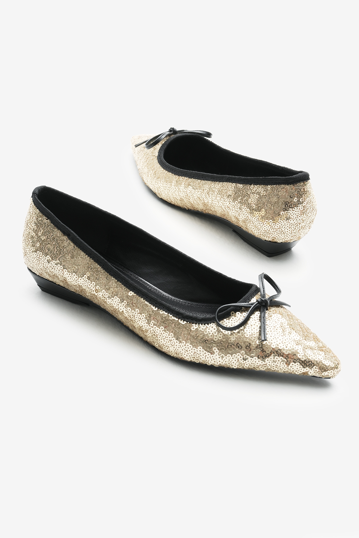 Kadın Gold Neolit Taban Fiyonklu Puantiye Detaylı Sivri Burunlu Babet - Görsel 5