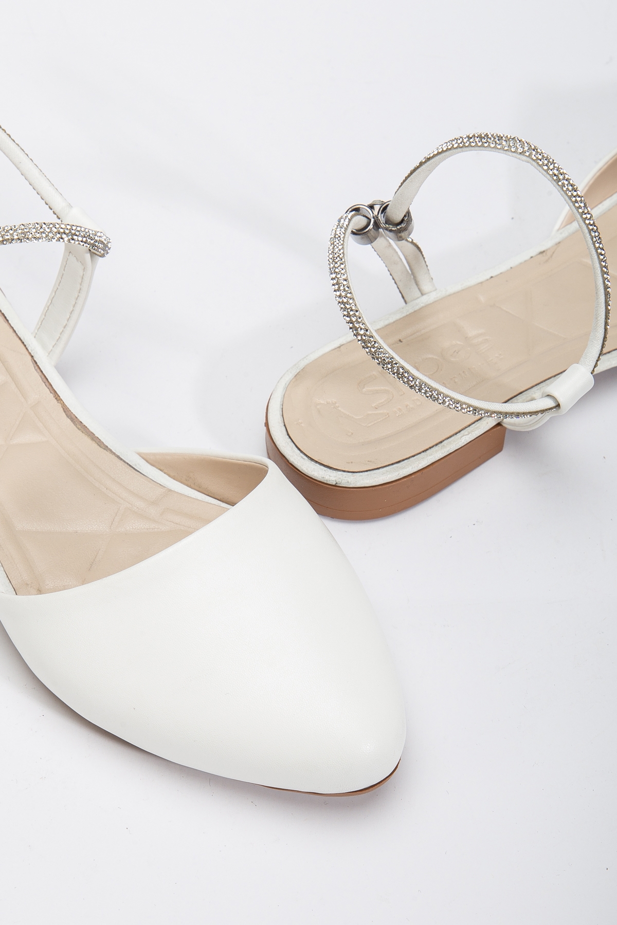 Kadın Beyaz Taş Halat Detaylı Babet - Görsel 4