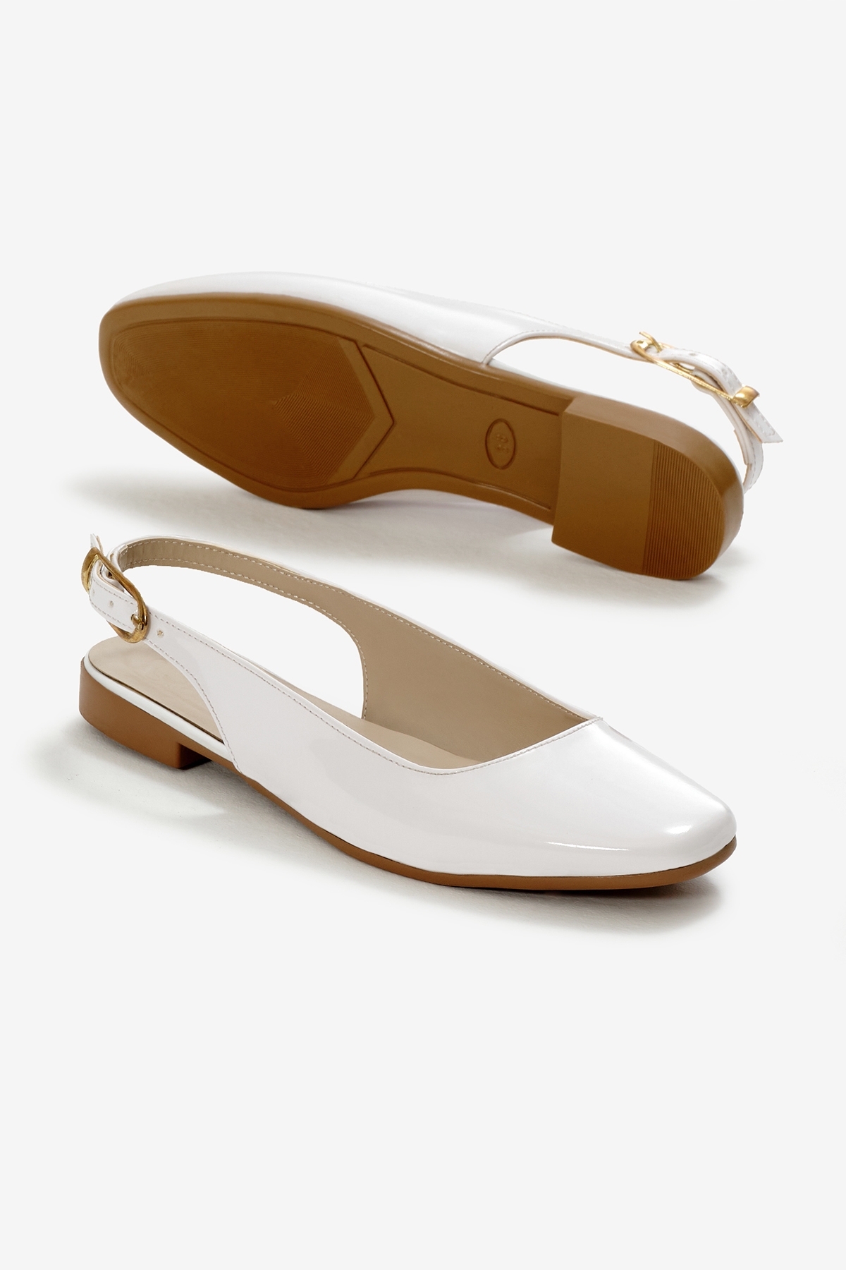 Kadın Beyaz Arkası Açık Tokalı Babet - Görsel 5