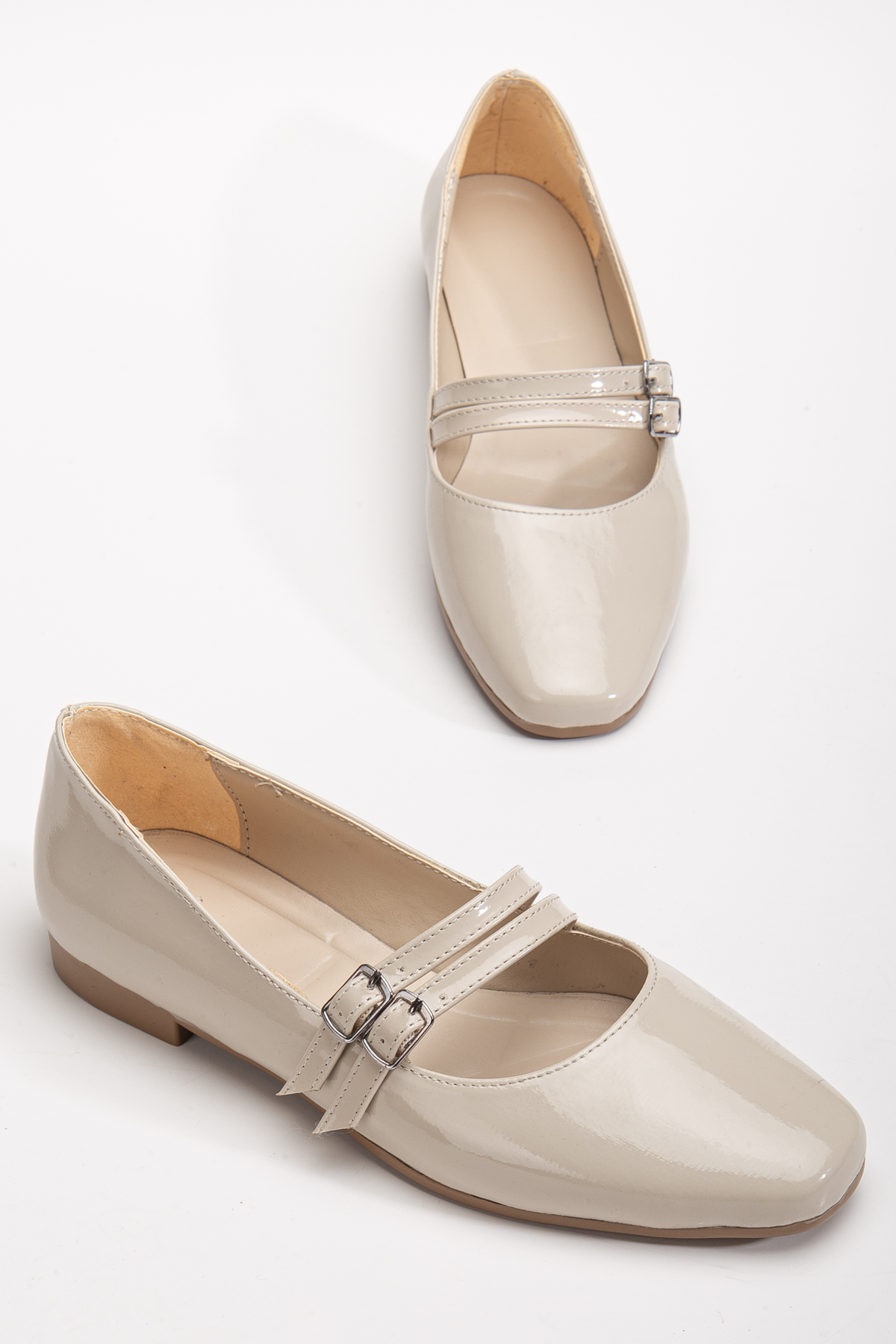 Kadın Bej Oval Burunlu Çift Tokalı Babet - Görsel 3