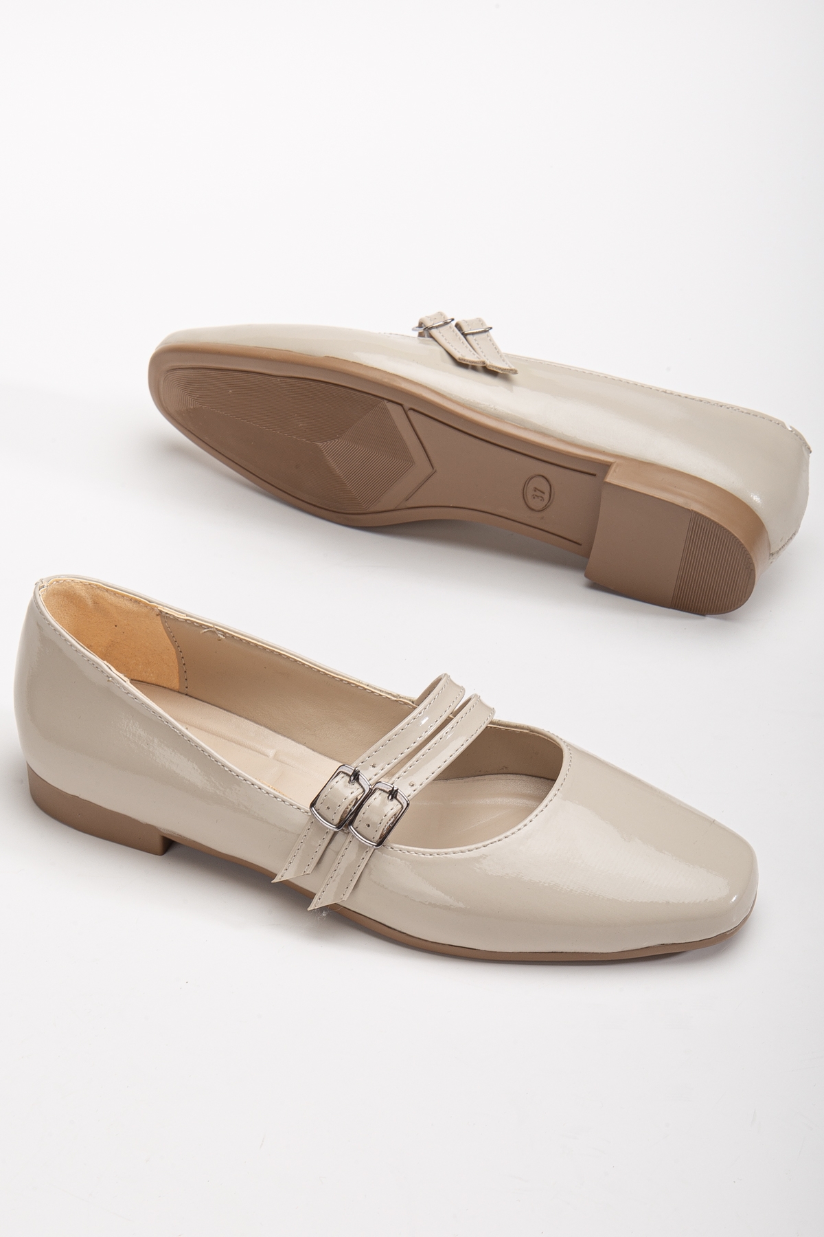 Kadın Bej Oval Burunlu Çift Tokalı Babet - Görsel 4