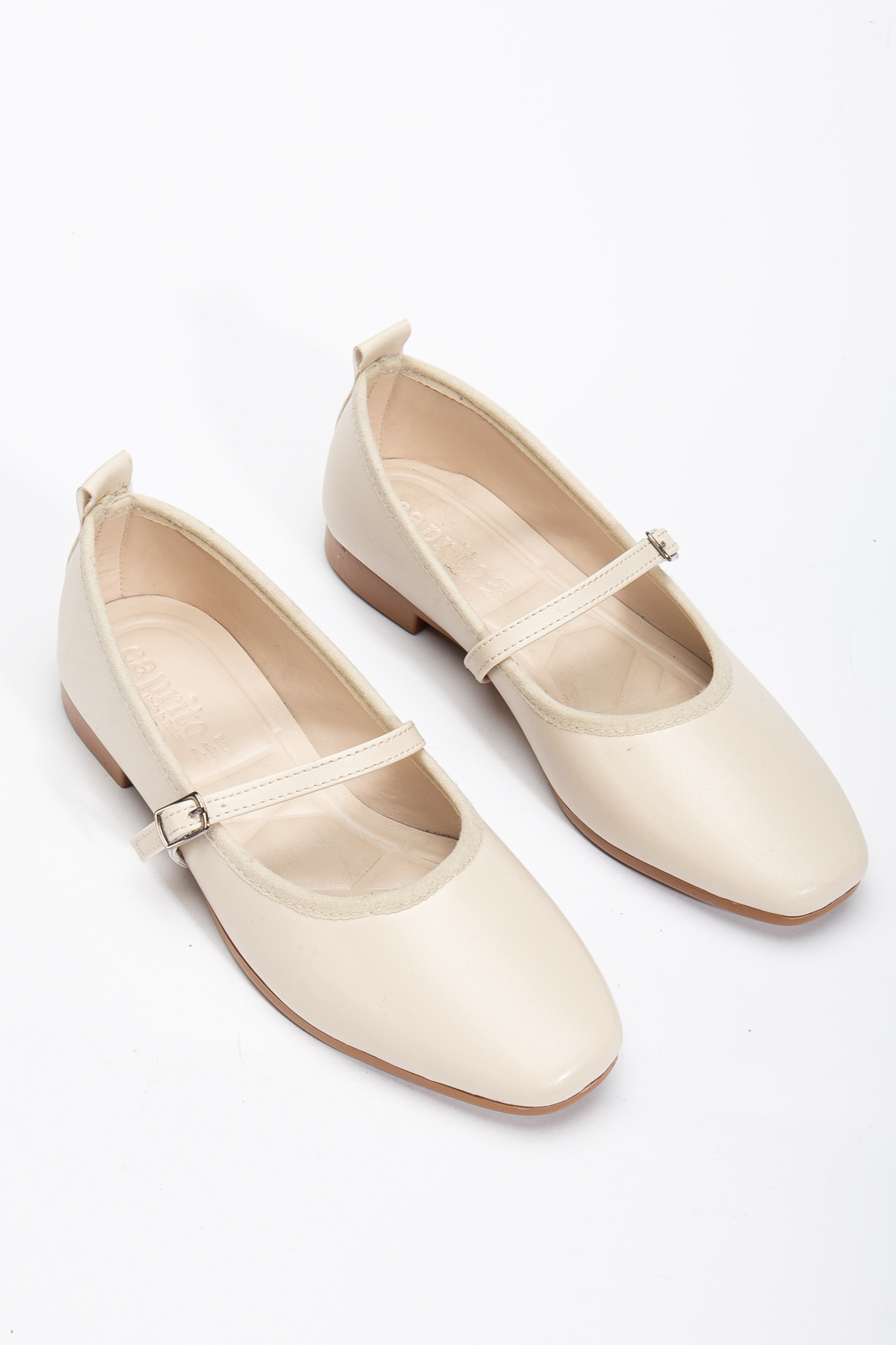 Kadın Bej Oval Burunlu Toka Bağlamalı Babet - Görsel 4