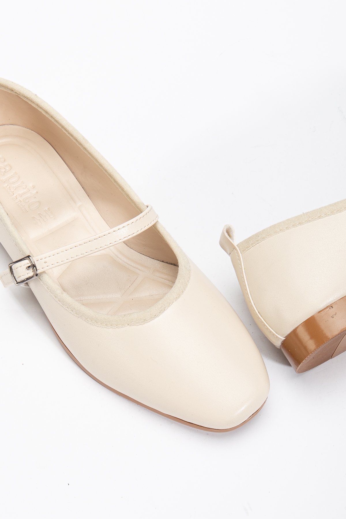 Kadın Bej Oval Burunlu Toka Bağlamalı Babet - Görsel 5