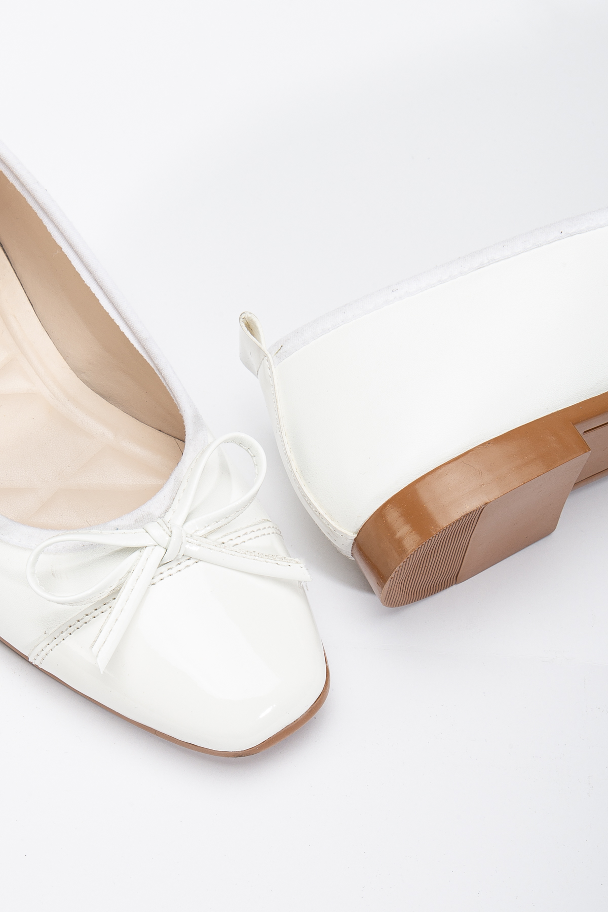 Kadın Beyaz Yanı Hasır Detaylı Fiyonklu Babet - Görsel 5