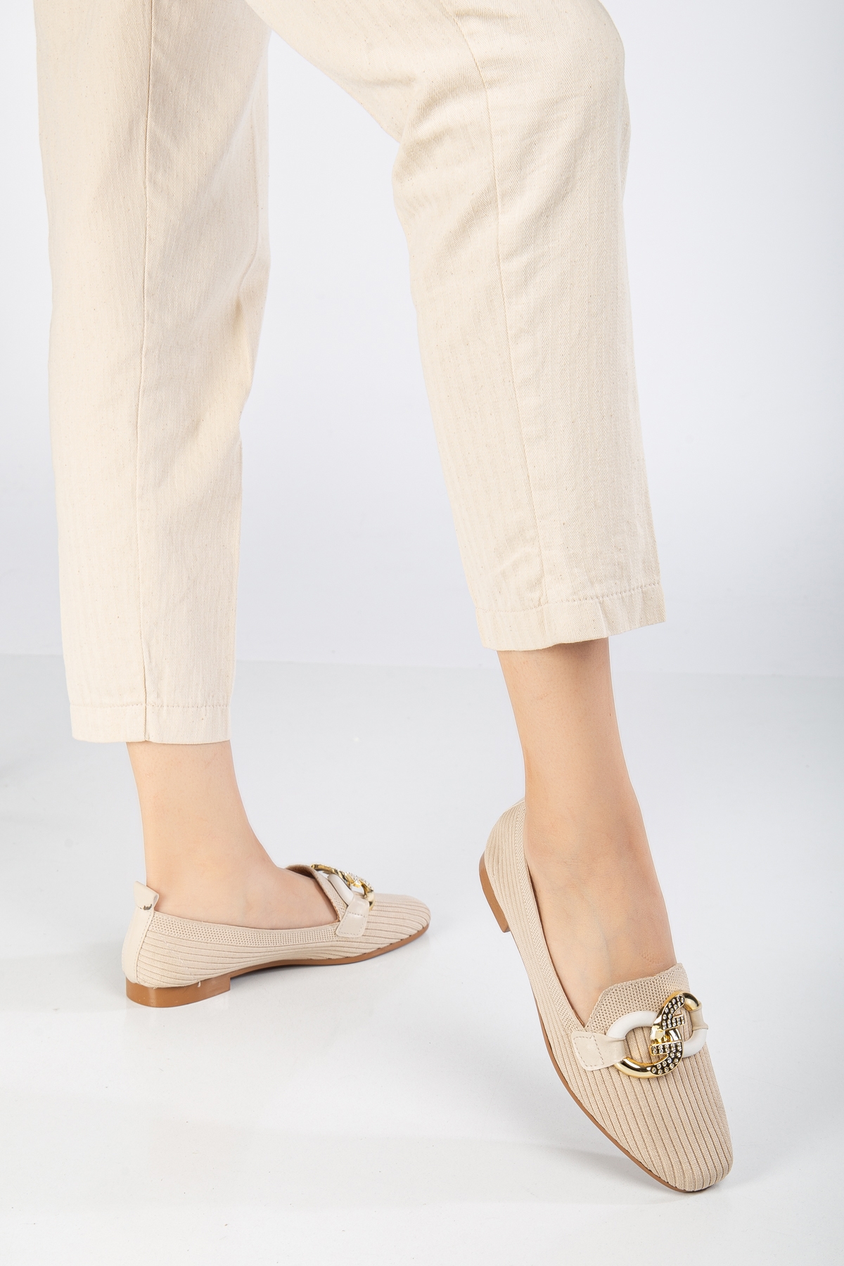 Kadın Bej Önü Toka Detaylı Triko Babet - Görsel 2