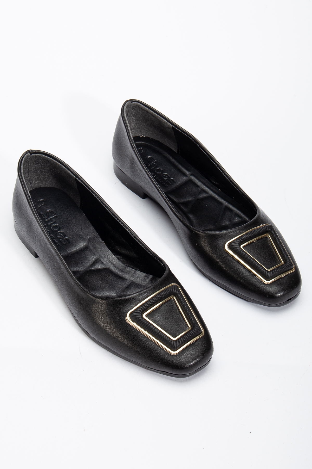 Kadın Siyah Oval Burunlu Önü Toka Detaylı Babet - Görsel 4