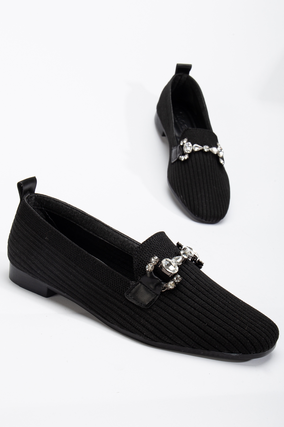 Kadın Siyah Önü Toka Detaylı Triko Babet - Görsel 3