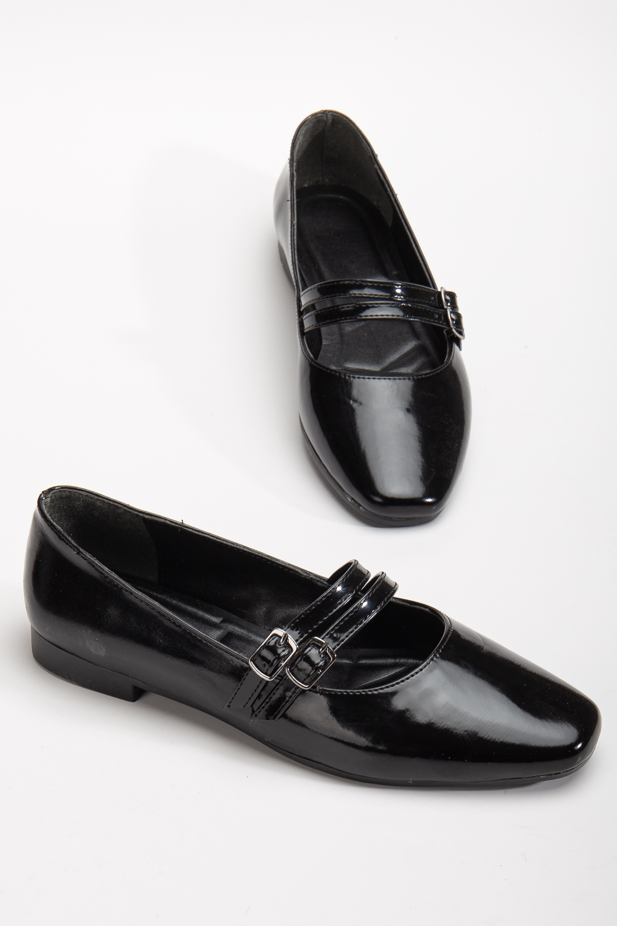 Kadın Siyah Oval Burunlu Çift Tokalı Babet - Görsel 4