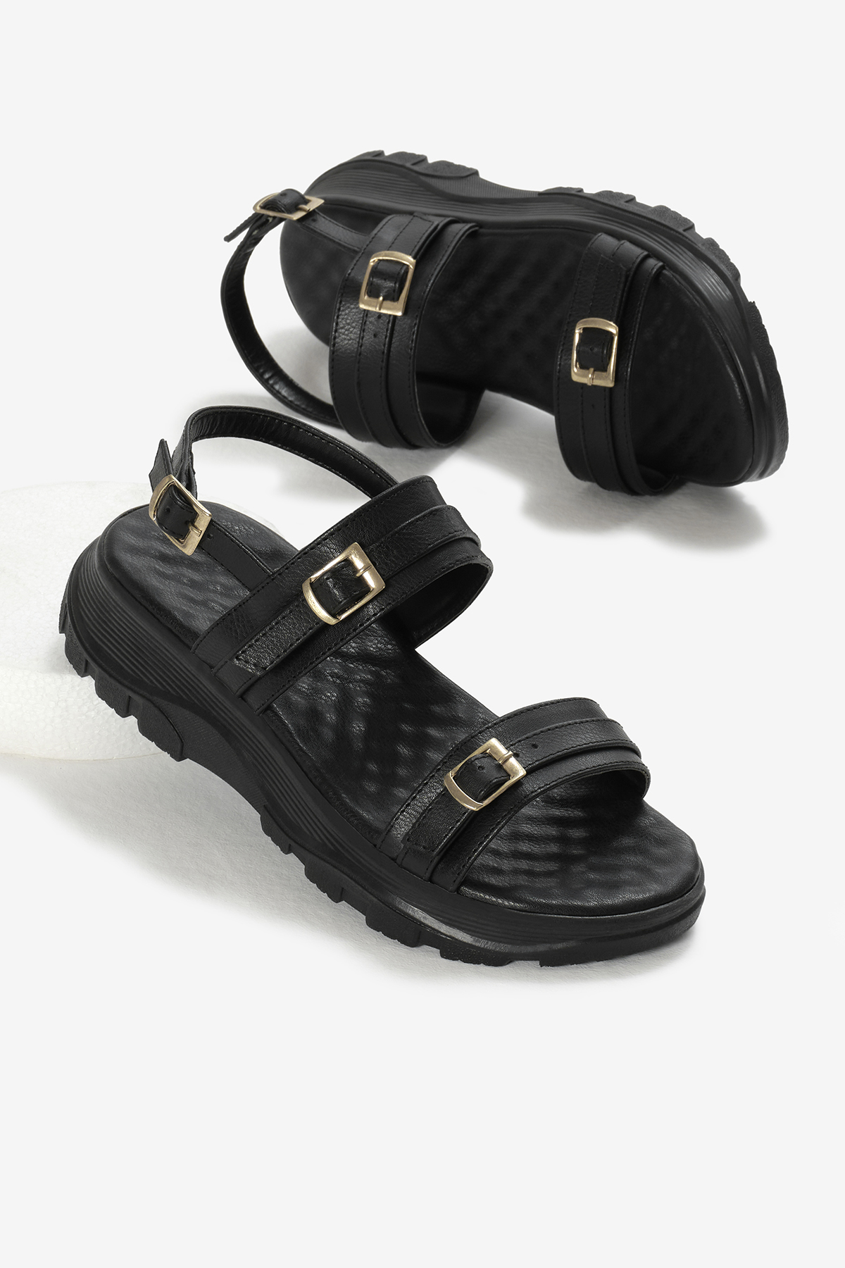 Kadın Siyah Poli Taban Toka Detaylı Çift Bantlı Sandalet - Görsel 3