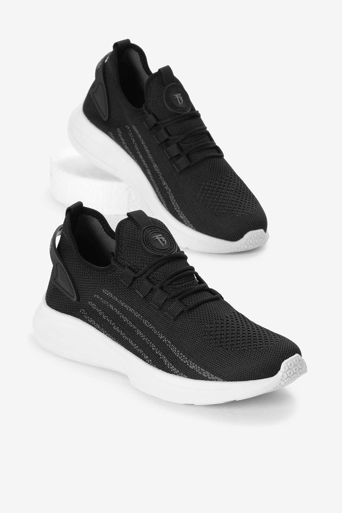 Unisex Siyah Beyaz Termo Taban Şerit Detaylı Bağcıklı Triko Spor Ayakkabı - Görsel 3