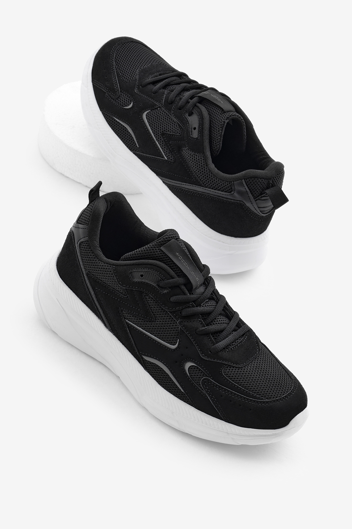 Erkek Siyah Beyaz Faylon Taban Nefes Alabilen Kumaş Reflektörlü Dalgalı Desenli Spor Ayakkabı - Görsel 2