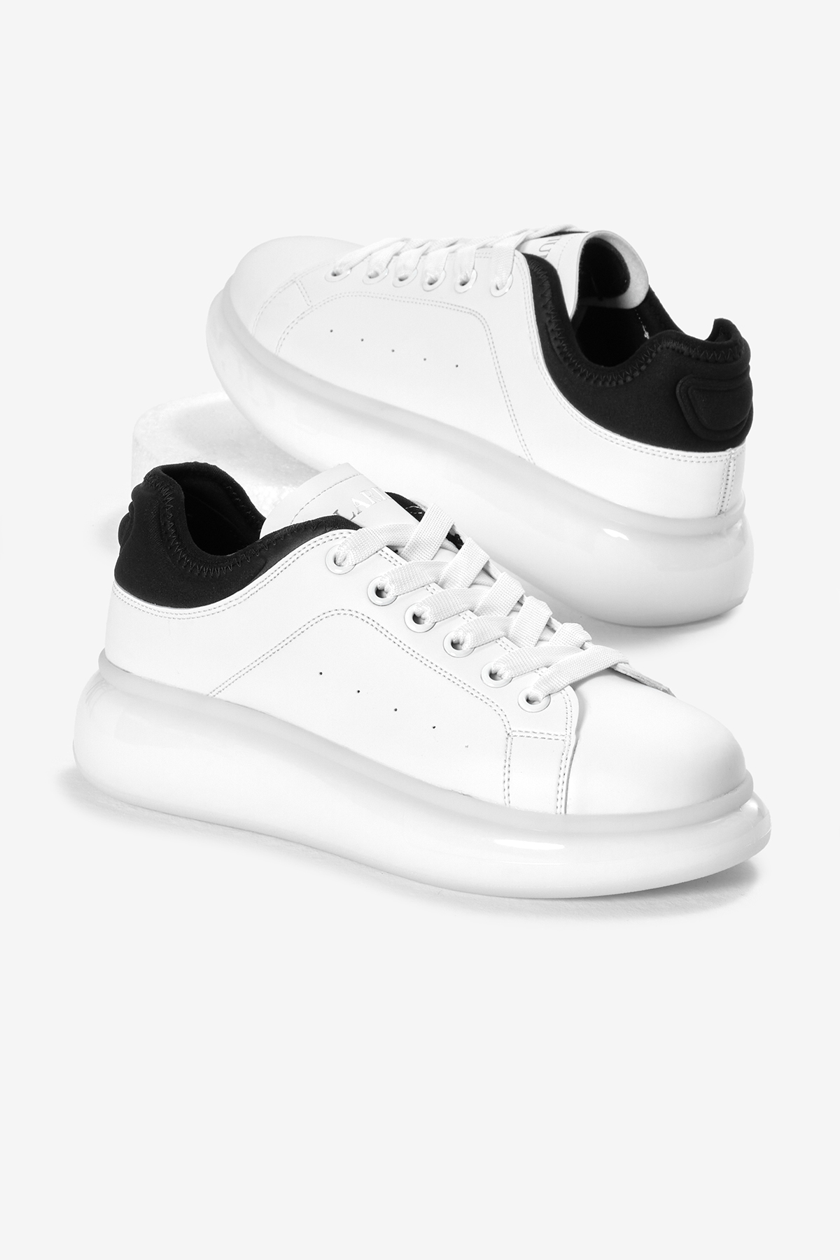 Erkek Beyaz Kalın Taban Bağcıklı Spor Ayakkabı - Görsel 3