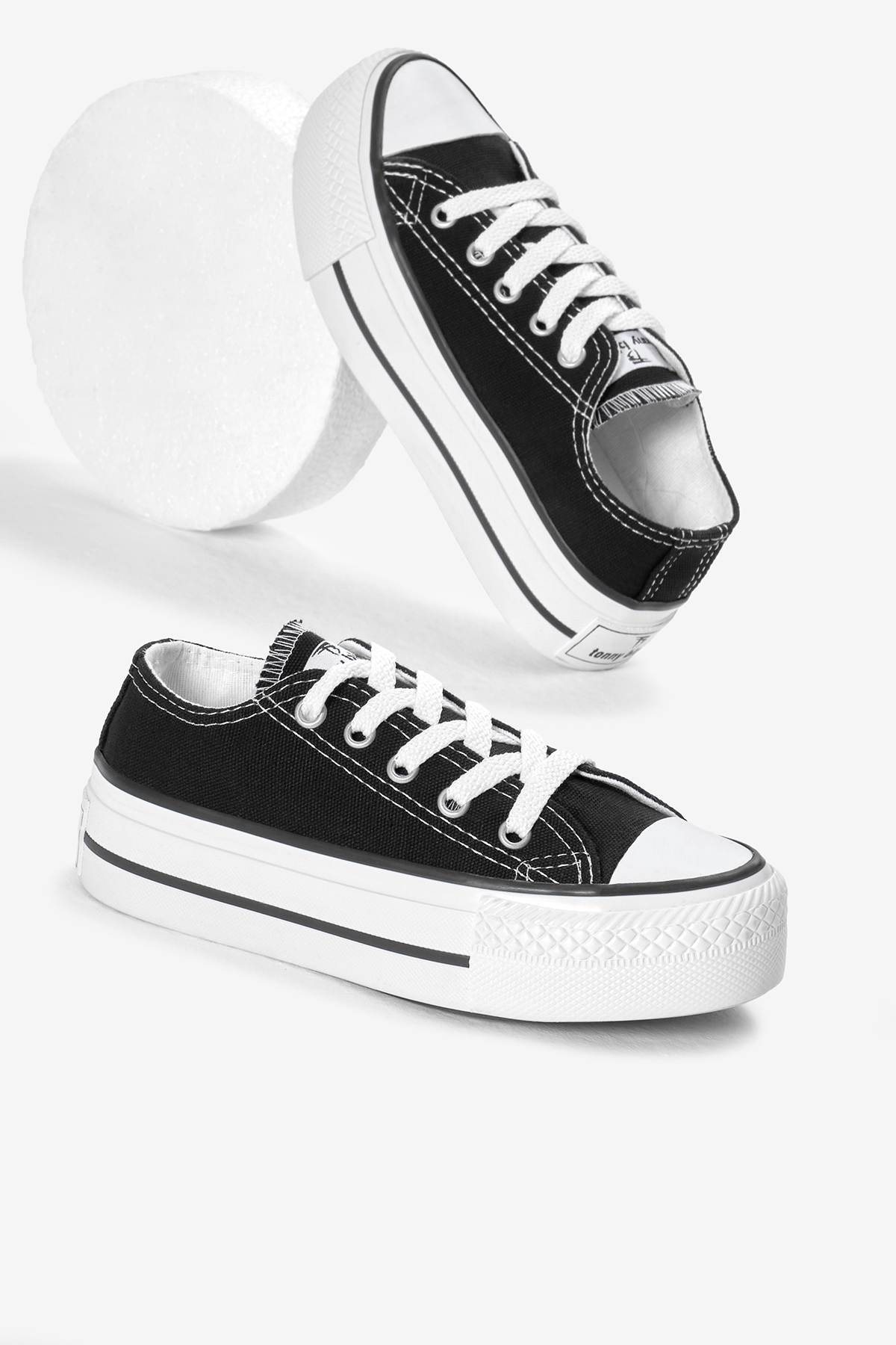 Çocuk Unisex Siyah Termo Kalın Taban Bağcıklı Keten Spor Ayakkabı - Görsel 3