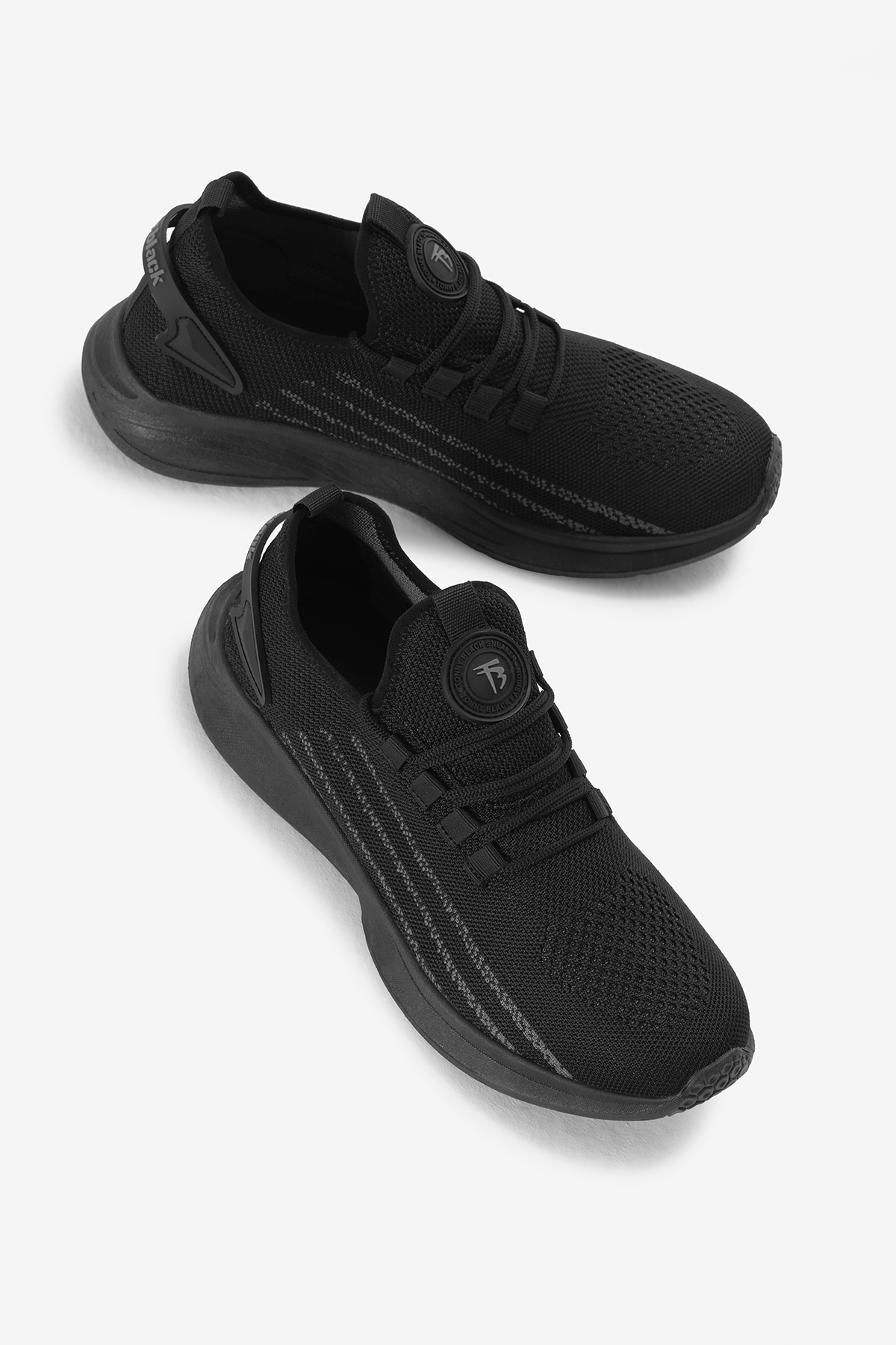 Unisex Siyah Termo Taban Şerit Detaylı Bağcıklı Triko Spor Ayakkabı - Görsel 4