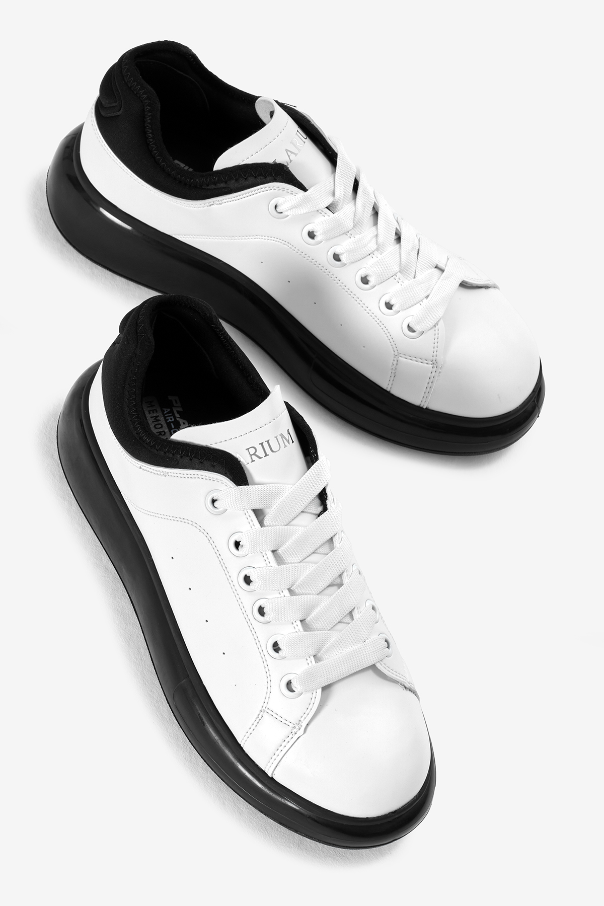 Erkek Beyaz Siyah Kalın Taban Bağcıklı Spor Ayakkabı - Görsel 4