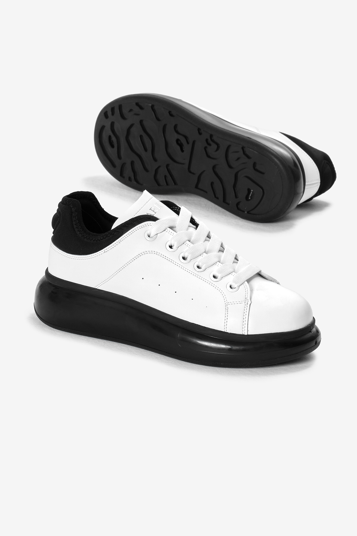 Erkek Beyaz Siyah Kalın Taban Bağcıklı Spor Ayakkabı - Görsel 5