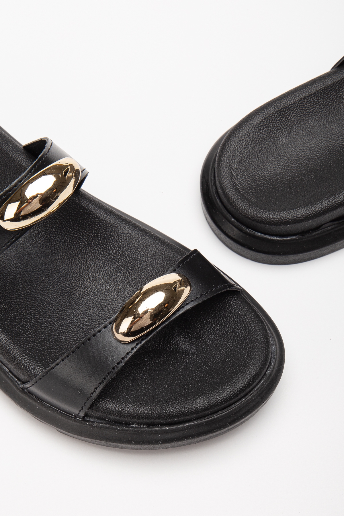 Kadın Siyah Çift Bantlı Toka Detaylı Terlik - Görsel 5