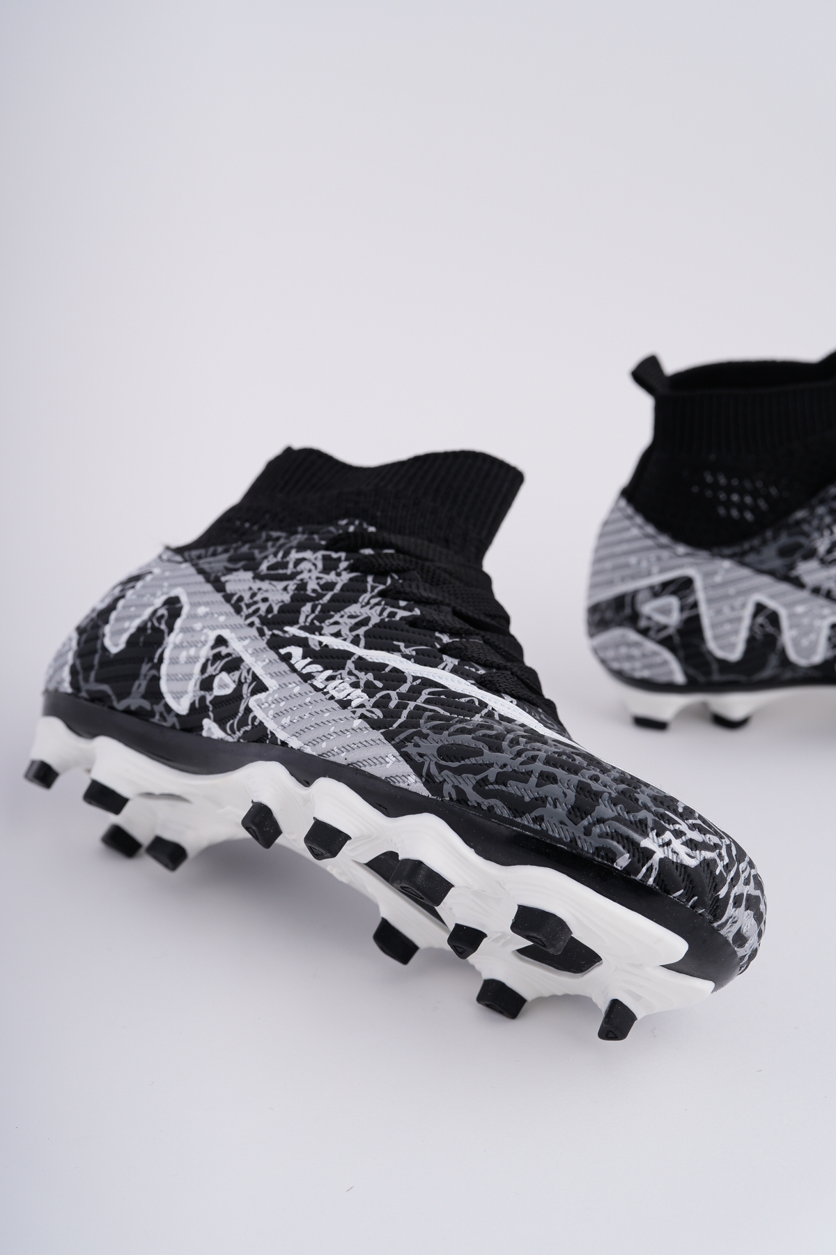 6501 KRAMPON ÇORAPLI BİLEKTEN SARMALI ÇİVİSİZ ERGONOMİK ESNEK FUTBOL KRAMPON AYAKKABI - Görsel 3