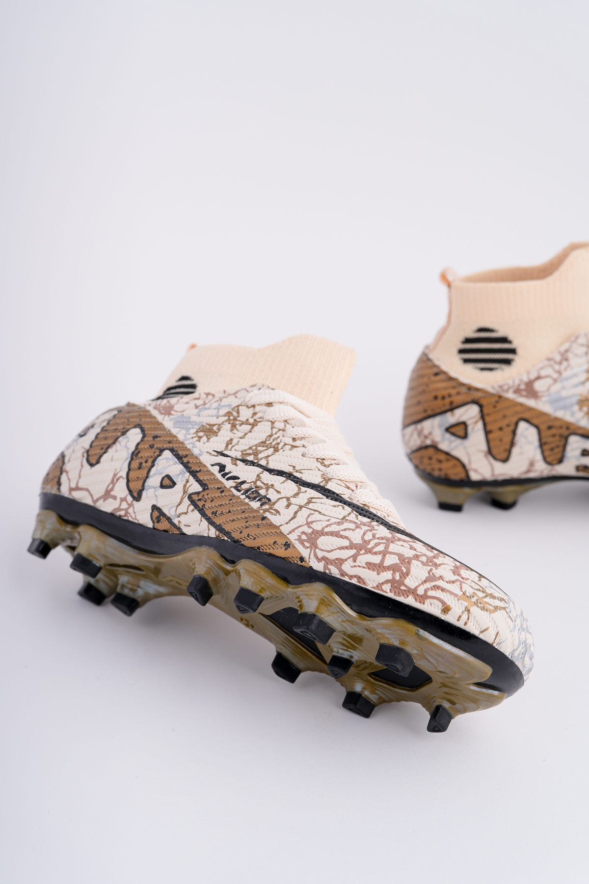 6501 KRAMPON ÇORAPLI BİLEKTEN SARMALI ÇİVİSİZ ERGONOMİK ESNEK FUTBOL KRAMPON AYAKKABI - Görsel 5