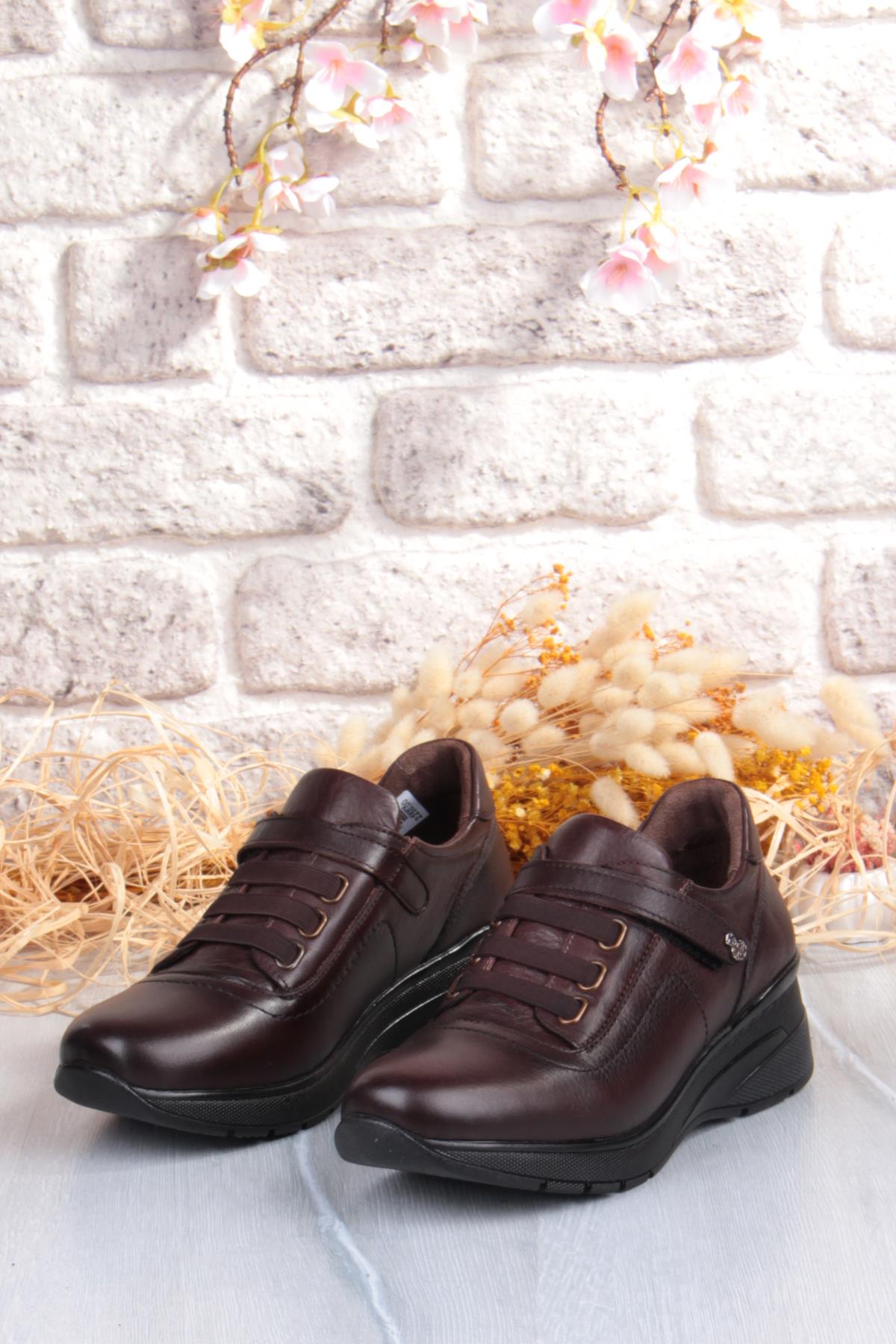 Z010 Comfort Yumuşak Esnek Kauçuk Kaymaz Taban Hakiki Deri Kadın Ayakkabı - Görsel 7