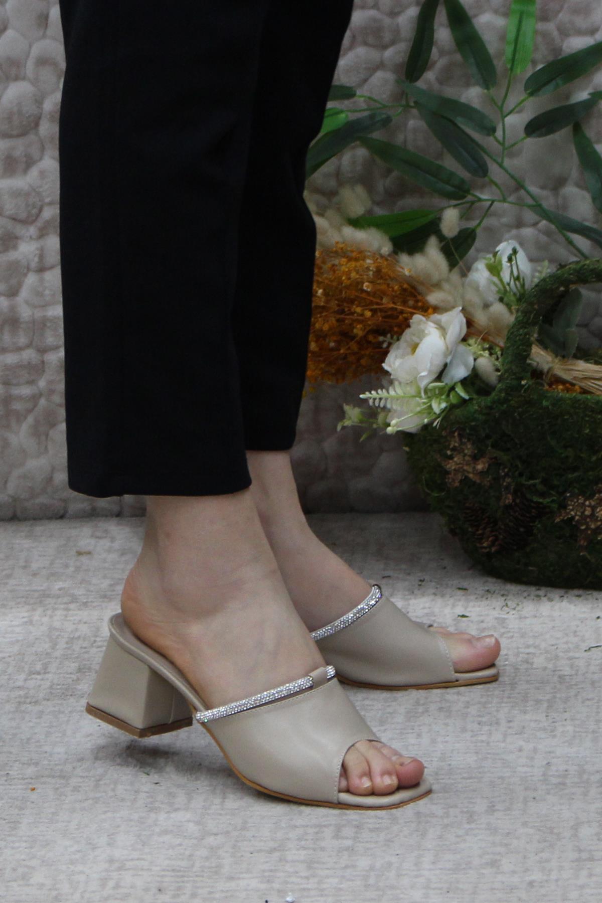 6395 Taşlı Topuklu Kadın Terlik - Görsel 2