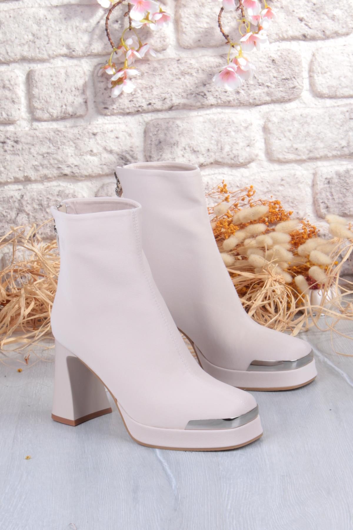 25K414-2 Kalın Topuklu Kut Burun Arka Kısımdan Fermuarlı Kadın Bot - Görsel 6