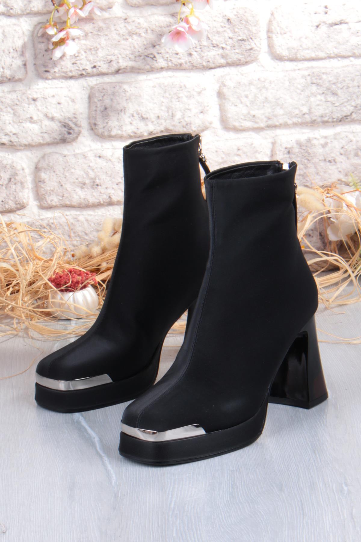 25K414-2 Kalın Topuklu Kut Burun Arka Kısımdan Fermuarlı Kadın Bot - Görsel 7