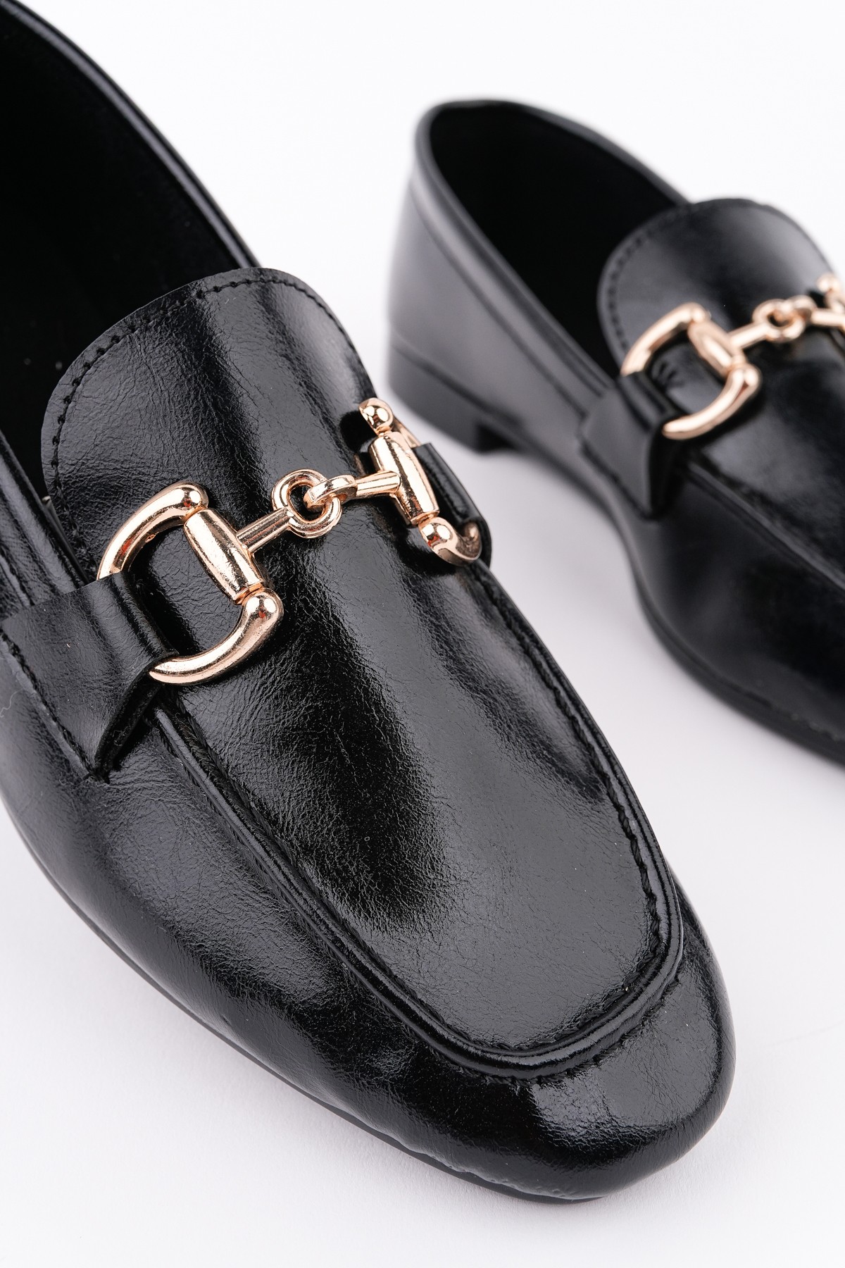 STRİDE Metal Tokalı Kadın Günlük Loafer Ayakkabı - Görsel 3