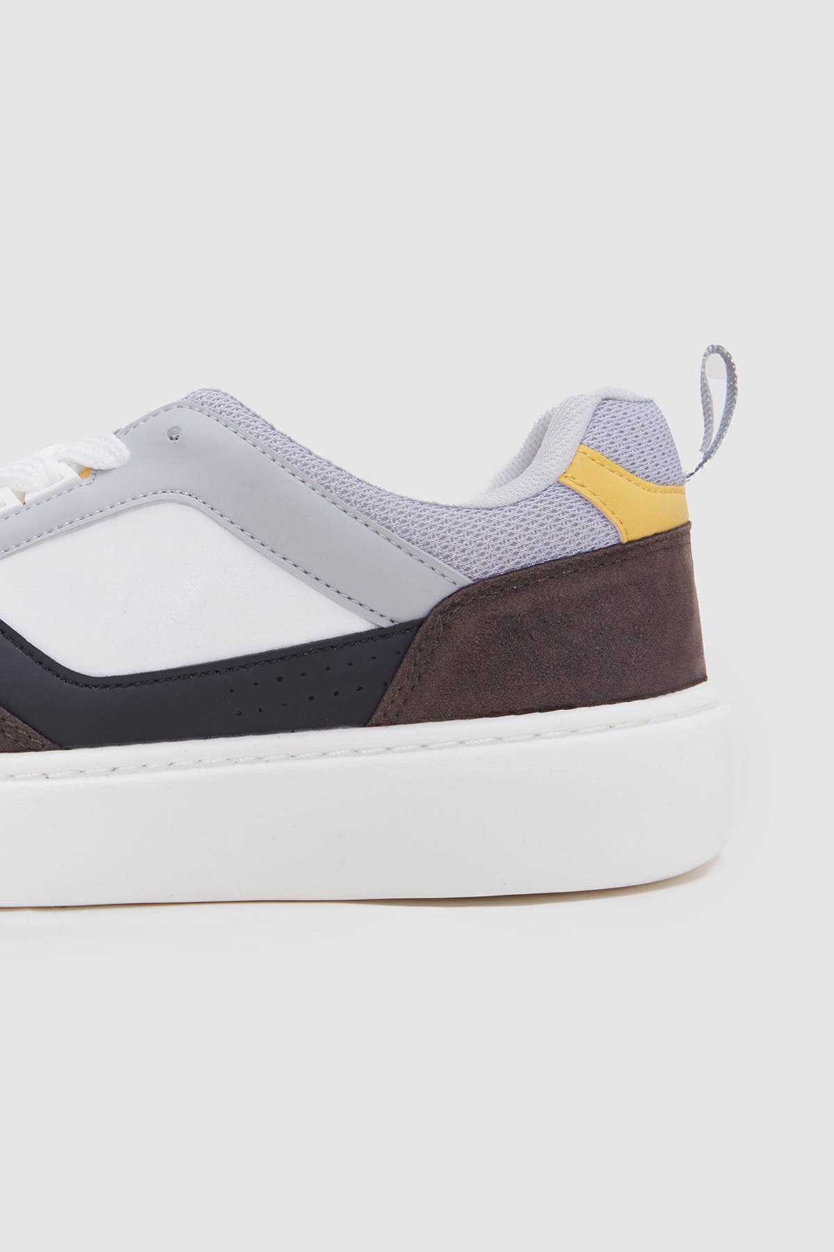 Beyaz Kalın Beyaz Tabanlı Bağcıklı Sneaker Ayakkabi - Görsel 4