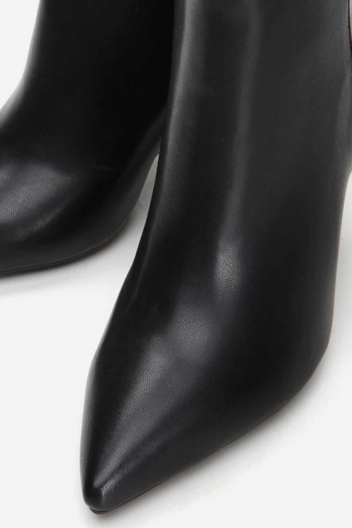Siyah Kadın Topuklu Bot - Görsel 4