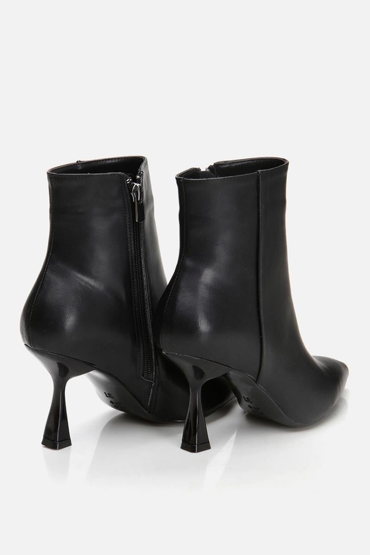 Siyah Kadın Topuklu Bot - Görsel 6