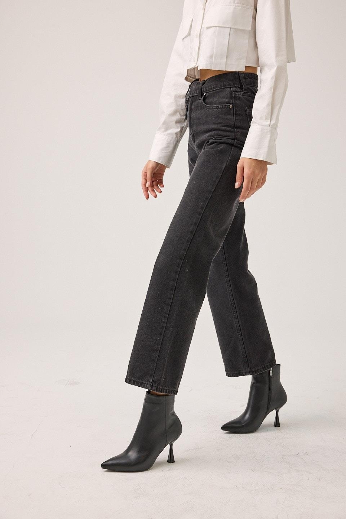 Siyah Kadın Topuklu Bot - Görsel 9