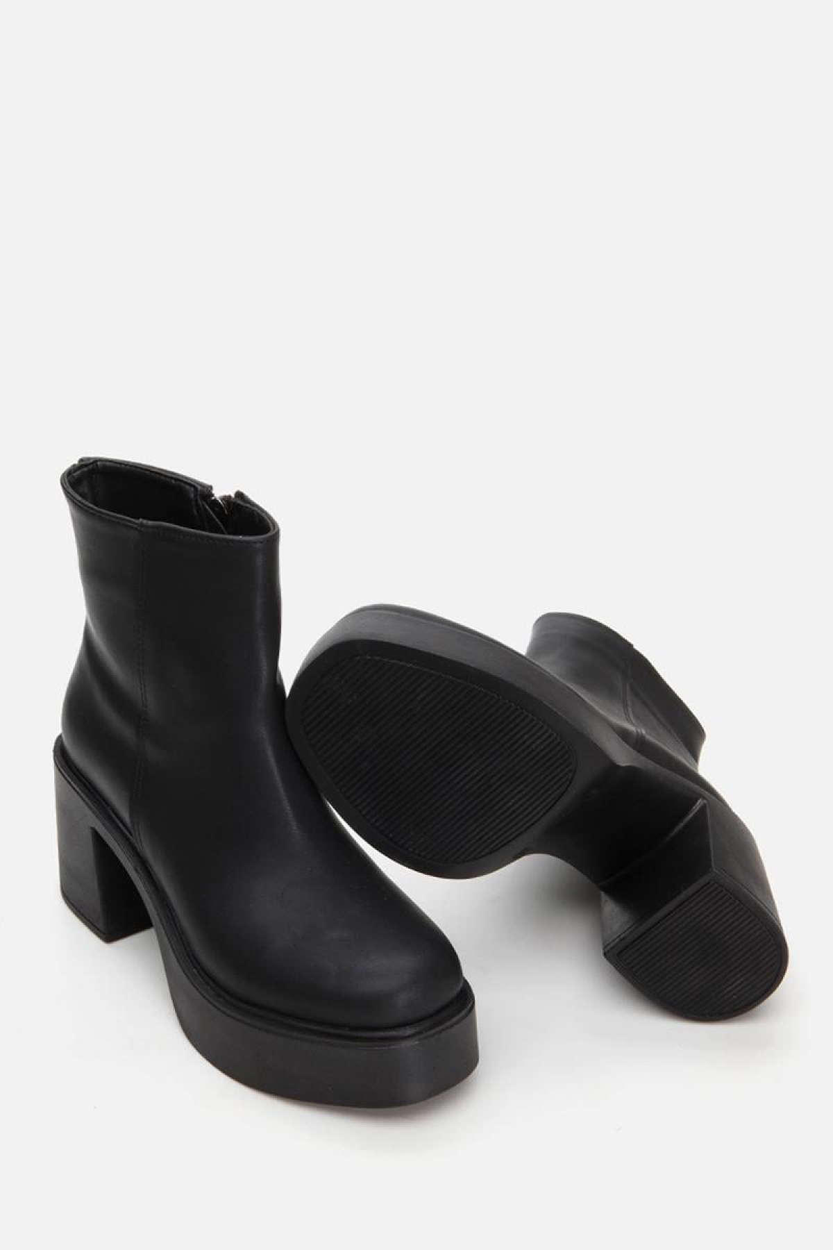 Siyah Kadın Topuklu Bot - Görsel 8