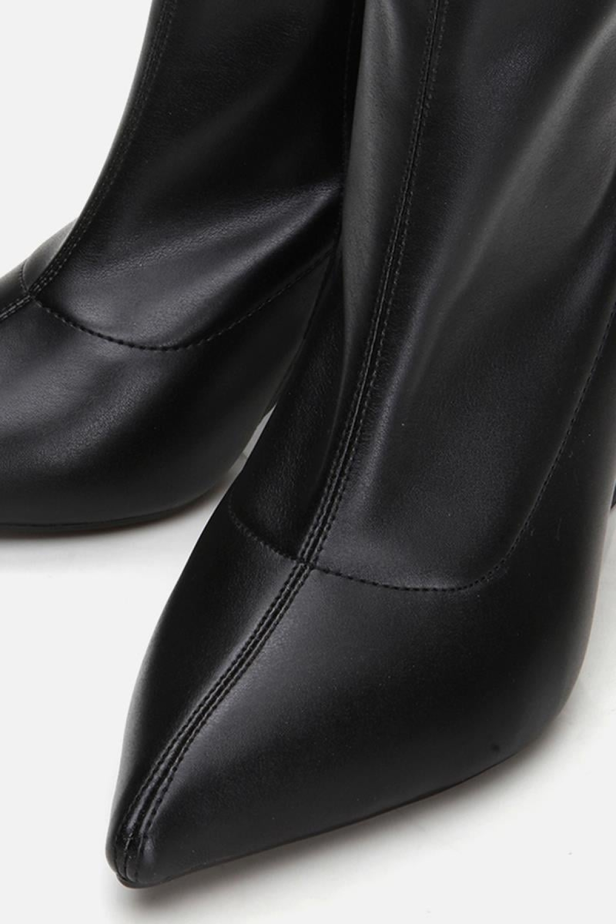 Siyah Kadın Topuklu Bot - Görsel 4