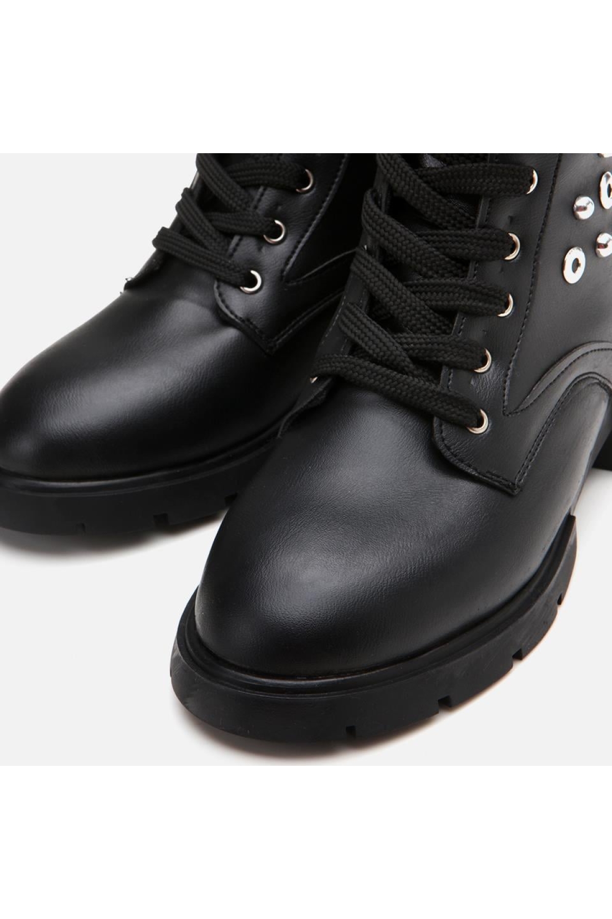 Siyah Kadın Zımbalı Düz Bot - Görsel 6