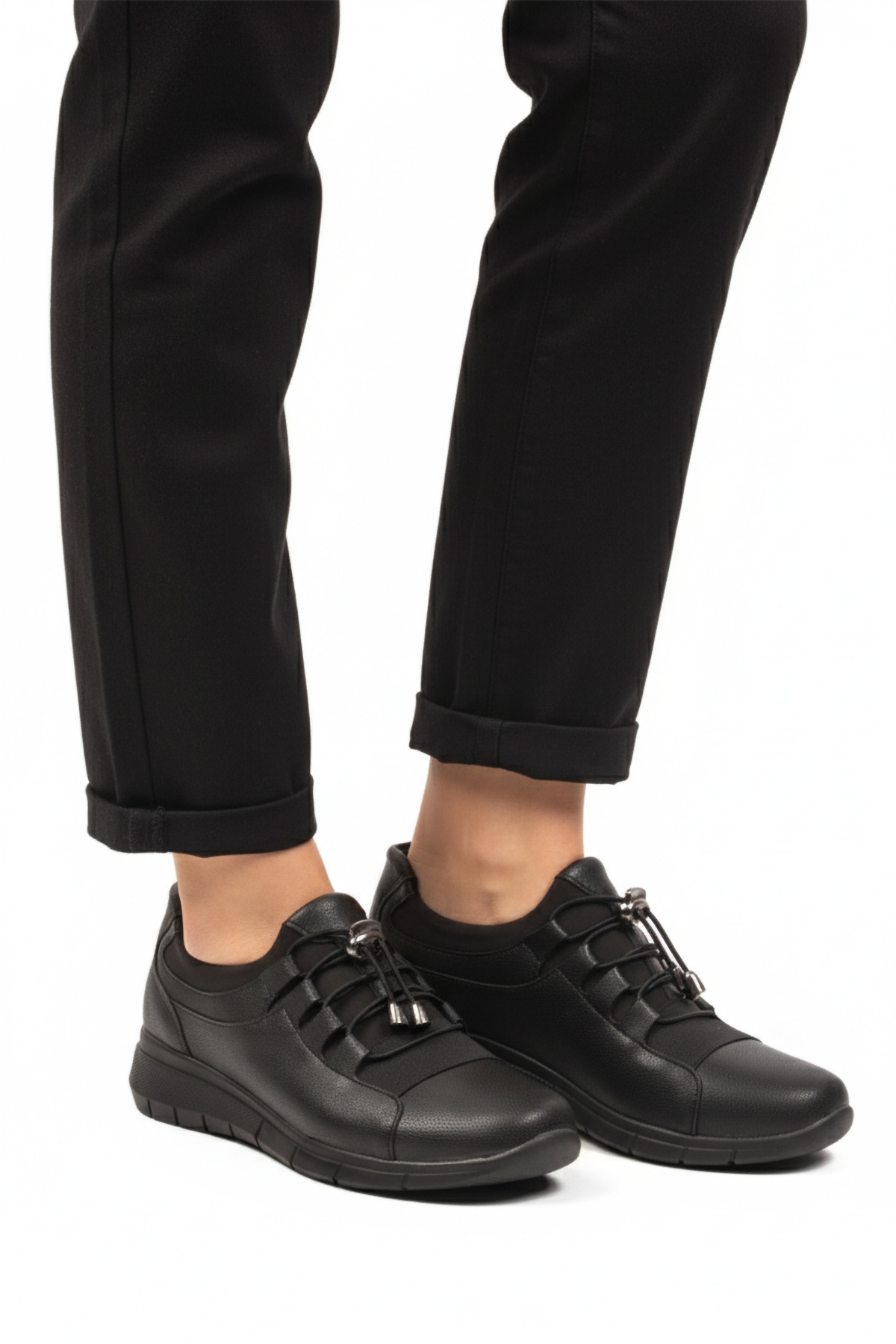 Siyah Lastik Bağcıklı Hafif Esnek Kadın Casual Ayakkabı 293120 Z - Görsel 2