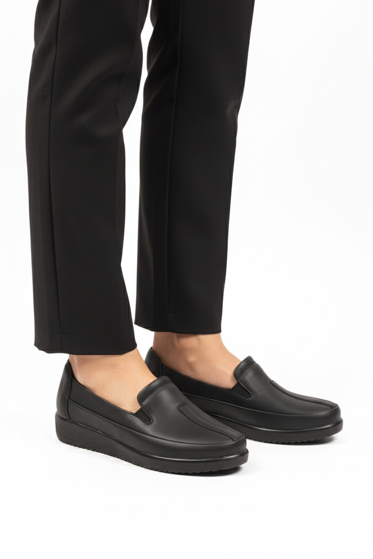 Siyah Cilt Hafif Esnek Anatomik Kadın Casual Ayakkabı 293117 Z - Görsel 2