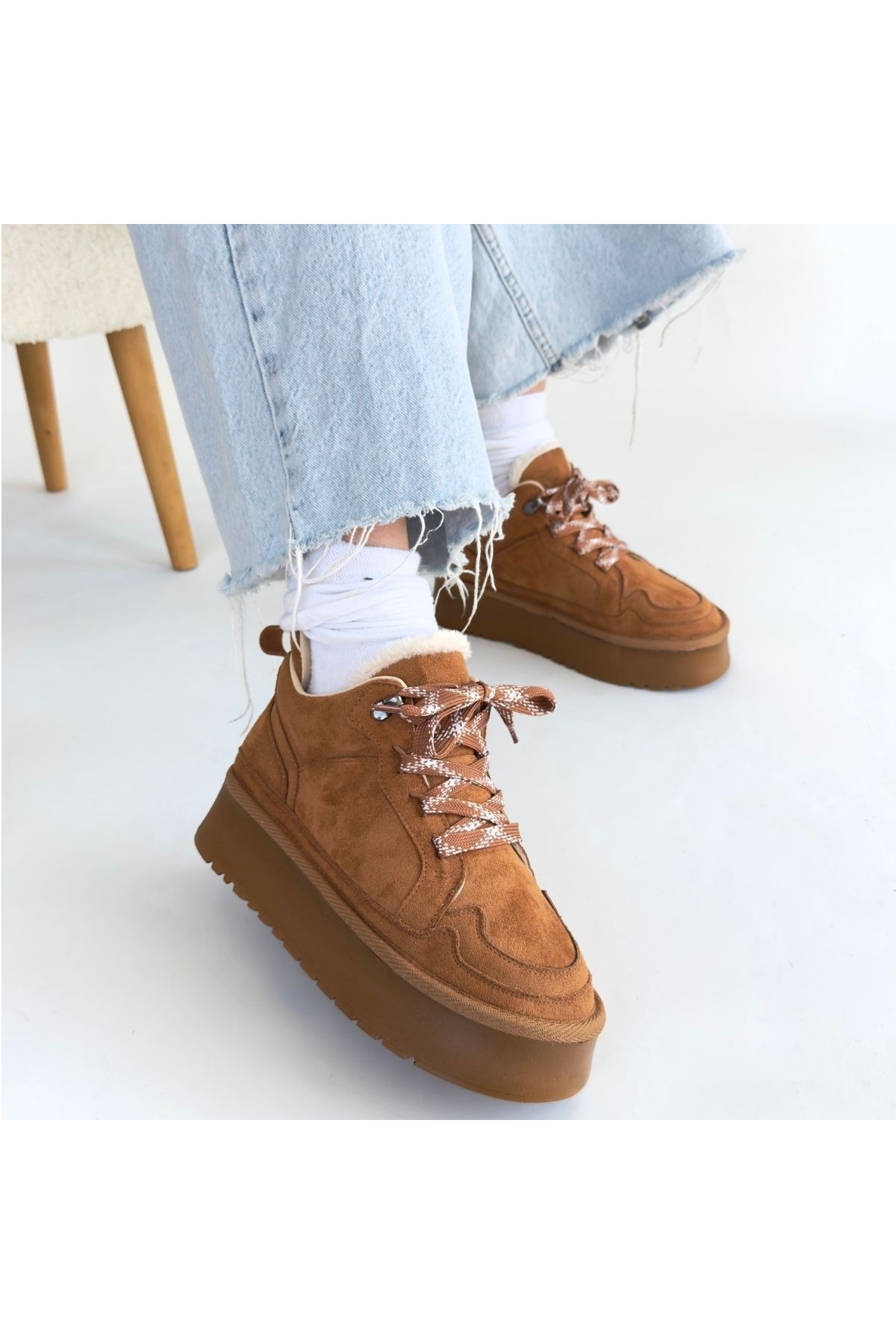 Taba Süet Bağcıklı Kadın Düz Bot - Görsel 5
