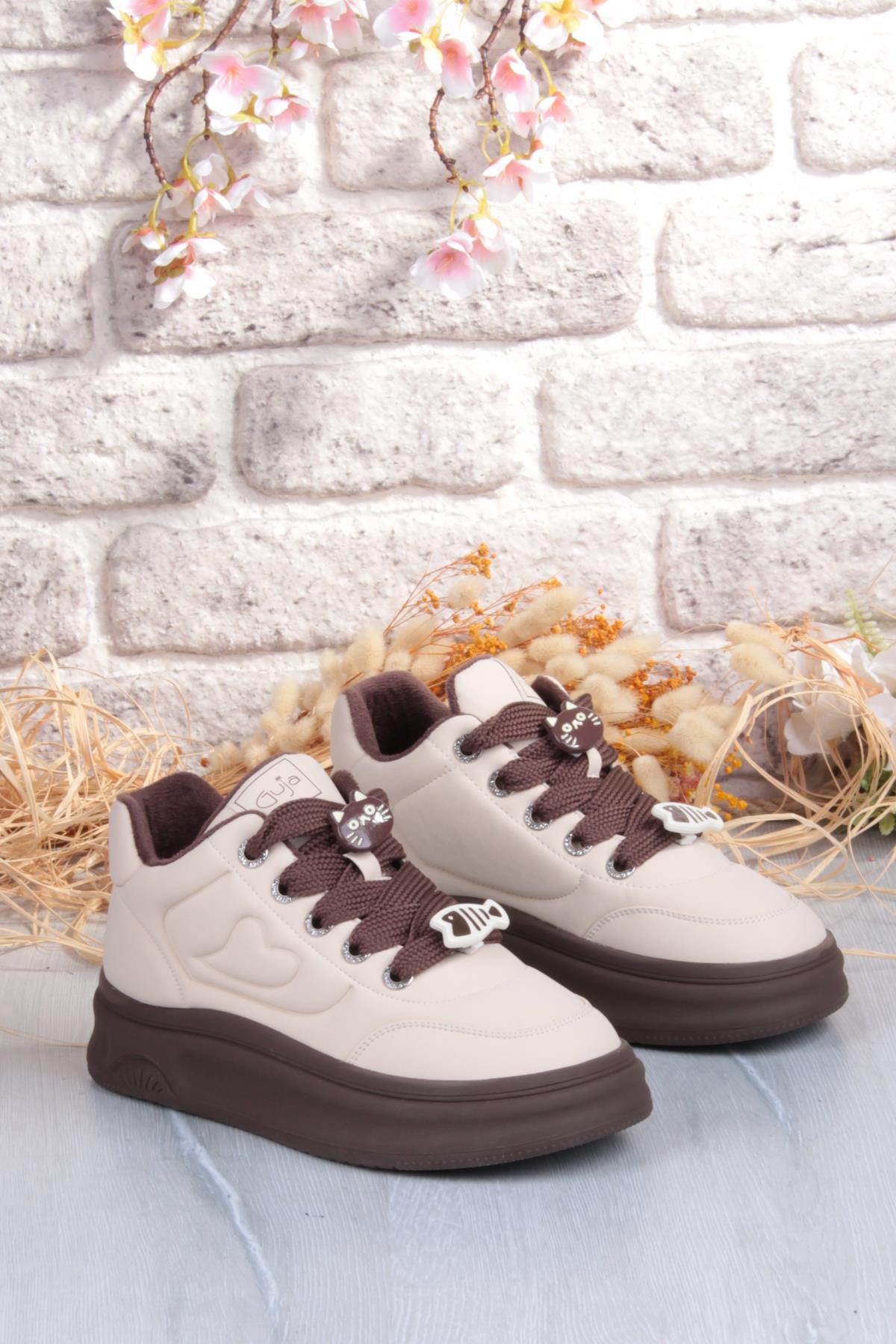 Getto Emoji Süs Detaylı Rahat Hafif Kalın Taban Kadın Sneaker Ayakkabı - Görsel 6