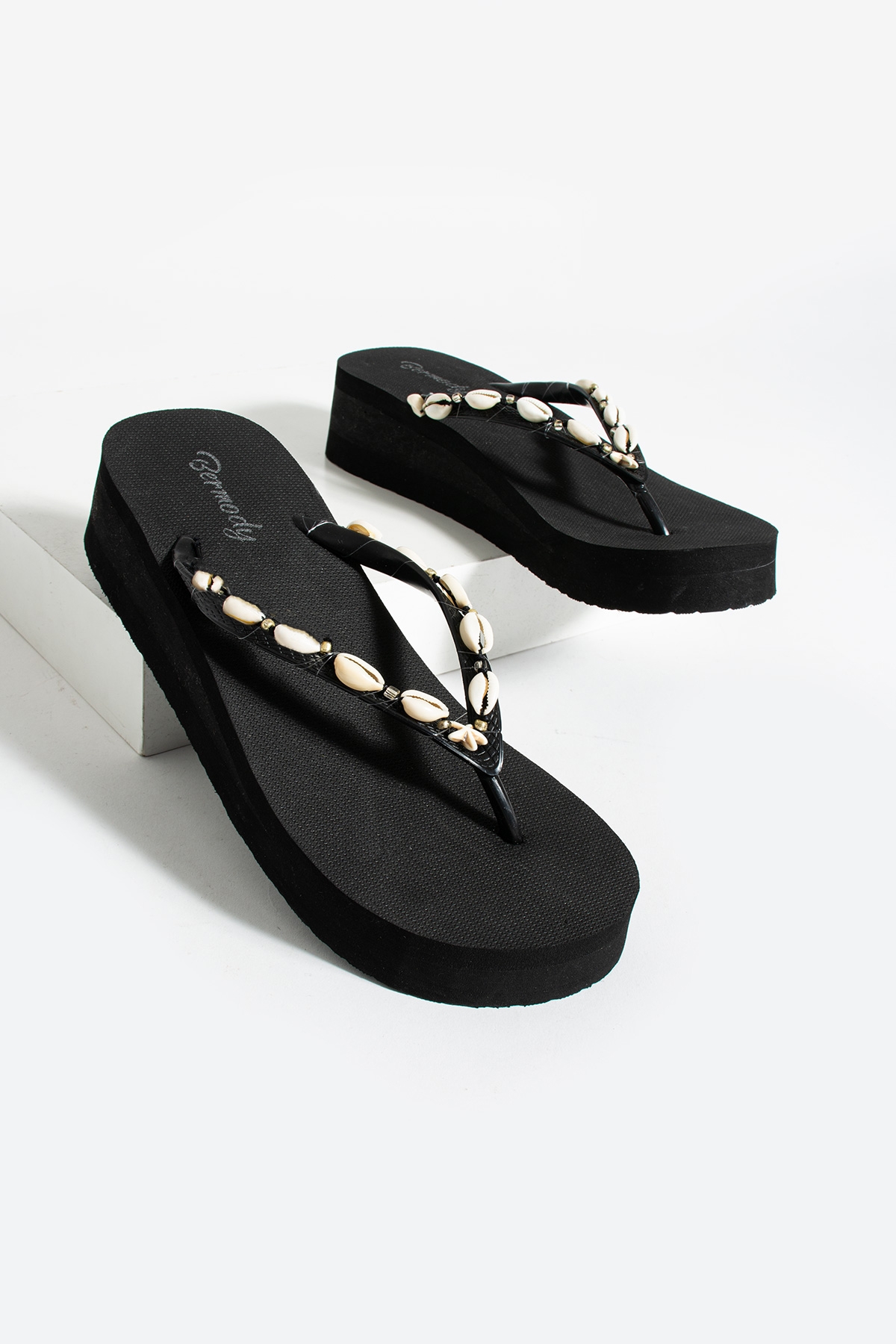 Cleo Platform Topuk Kadın Parmak Arası Terlik - Görsel 4