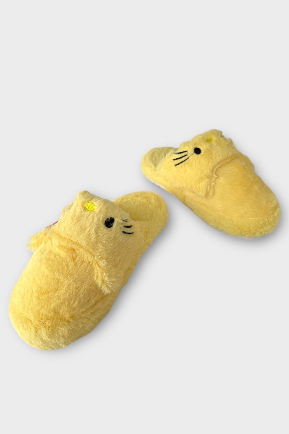 Kışlık Kadın HelloKitty Figürlü Kaydırmaz Taban Ev Ayakkabısı Panduf SARI - Görsel 5