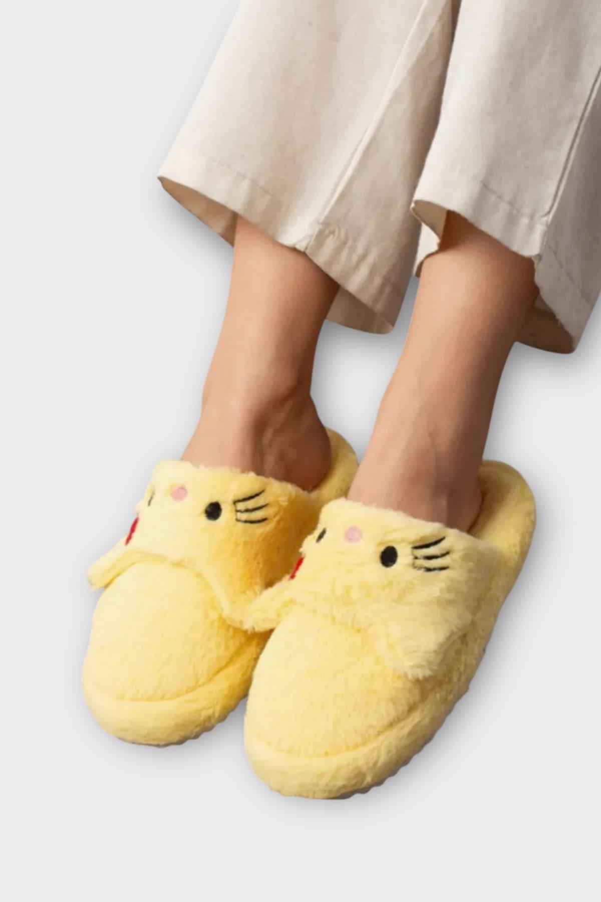 Kışlık Kadın HelloKitty Figürlü Kaydırmaz Taban Ev Ayakkabısı Panduf SARI - Görsel 8