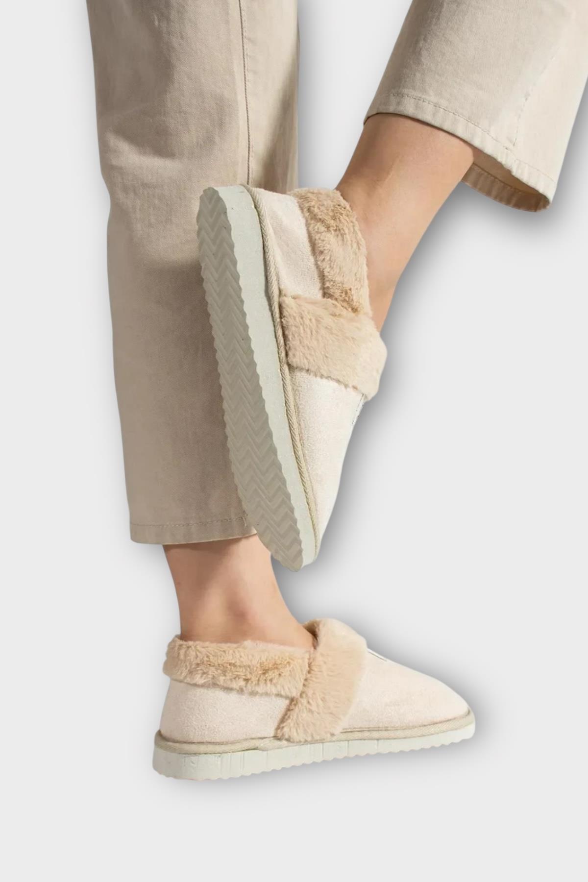 Ultra Hafif İçi Tüylü Ev Ayakkabısı Kadın Panduf KREM - Görsel 4