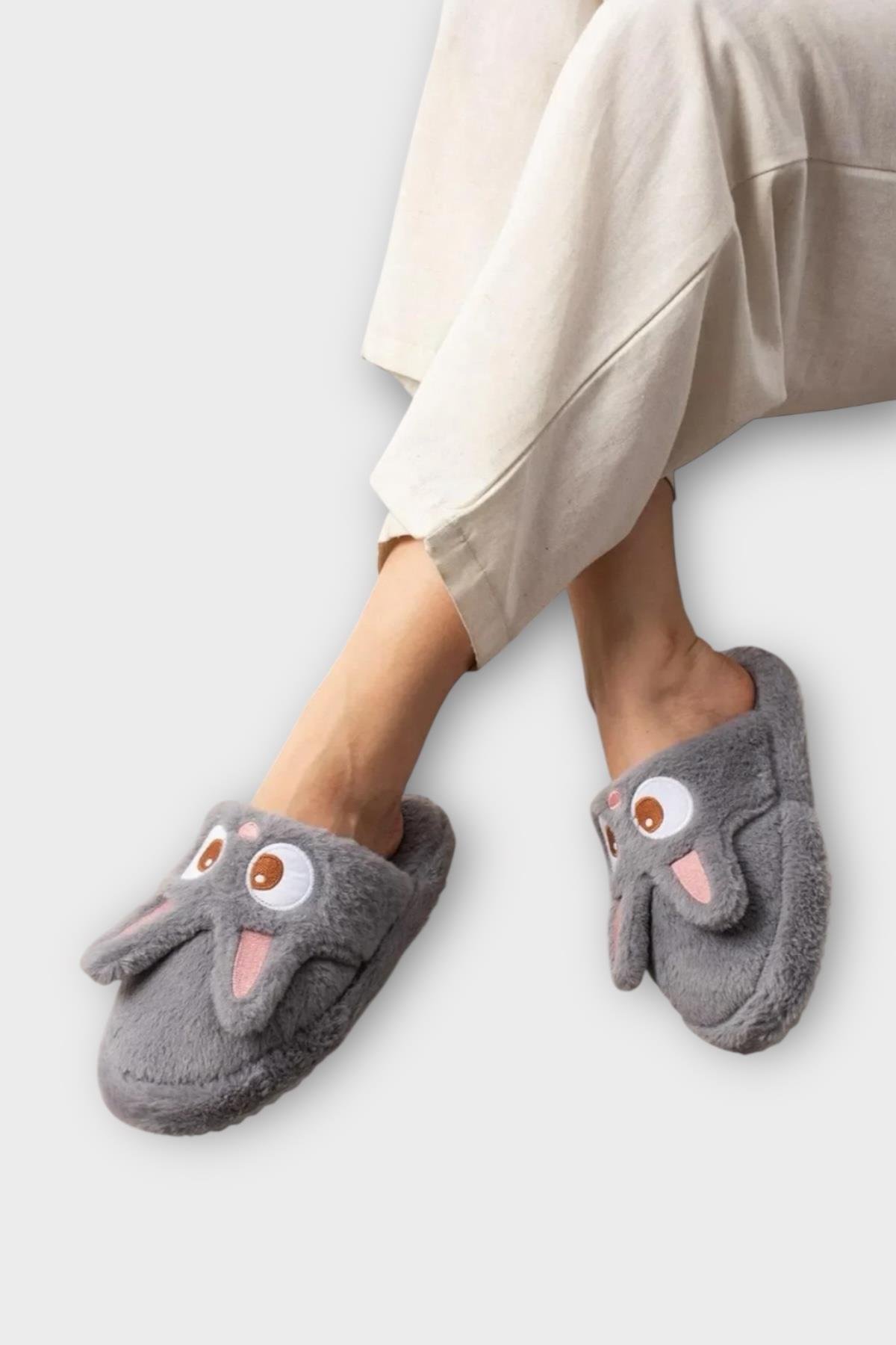 Kadın KışlıkTavşan Figürlü Kaydırmaz Taban Ev Terliği Panduf FÜME - Görsel 7