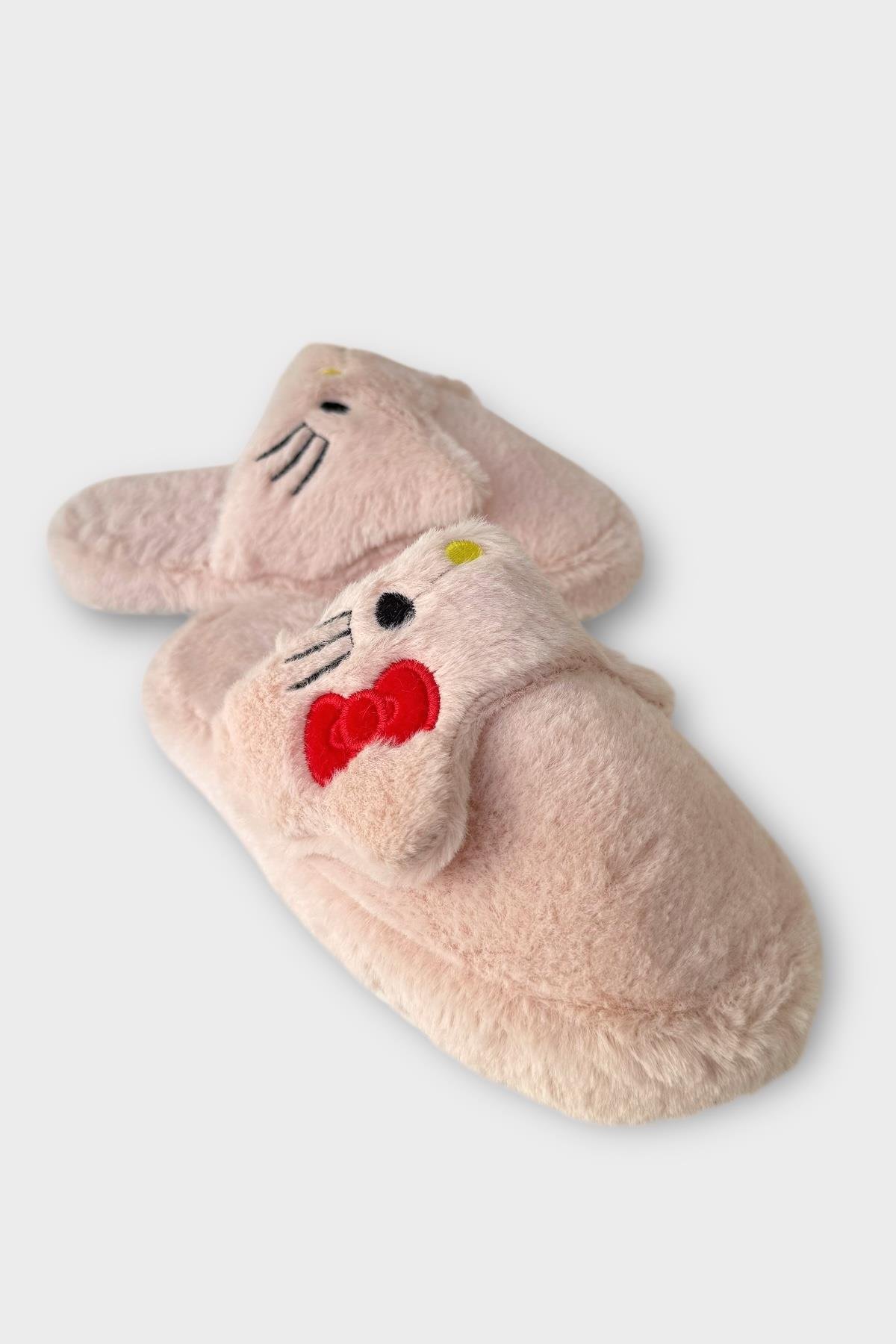 Kışlık Kadın HelloKitty Figürlü Kaydırmaz Taban Ev Ayakkabısı Panduf PUDRA - Görsel 3