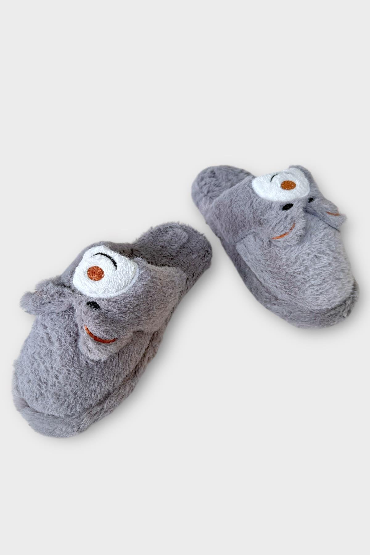 Kadın Kışlık Sevimli Panda Figürlü Kaydırmaz Taban Ev Terliği Panduf FÜME - Görsel 4