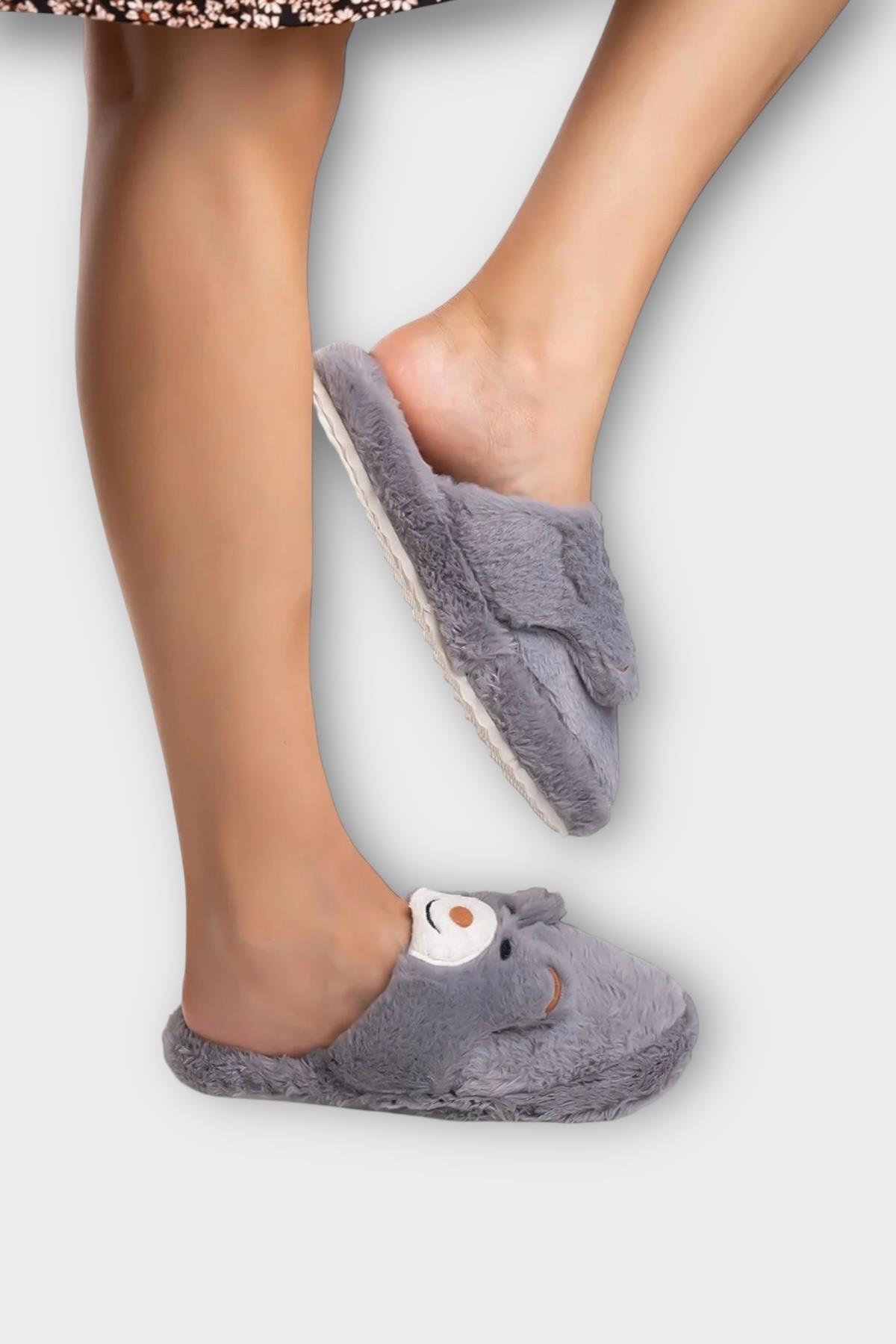 Kadın Kışlık Sevimli Panda Figürlü Kaydırmaz Taban Ev Terliği Panduf FÜME - Görsel 9