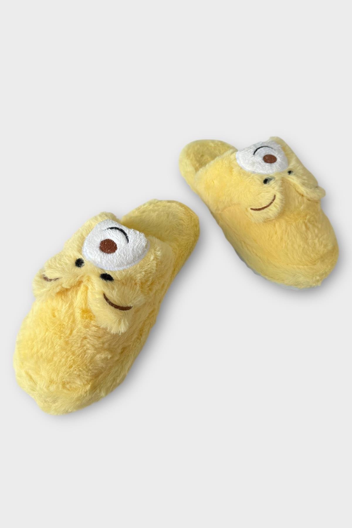Kadın Kışlık Sevimli Panda Figürlü Kaydırmaz Taban Ev Terliği Panduf SARI - Görsel 4