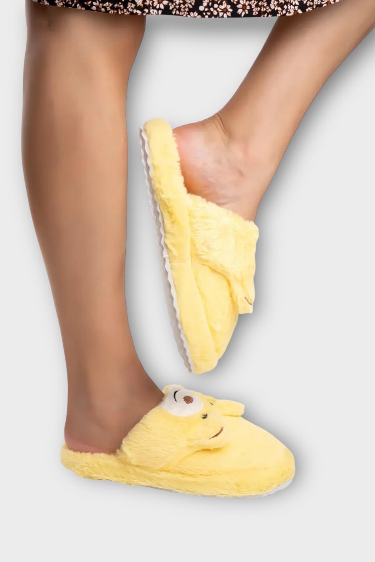 Kadın Kışlık Sevimli Panda Figürlü Kaydırmaz Taban Ev Terliği Panduf SARI - Görsel 9